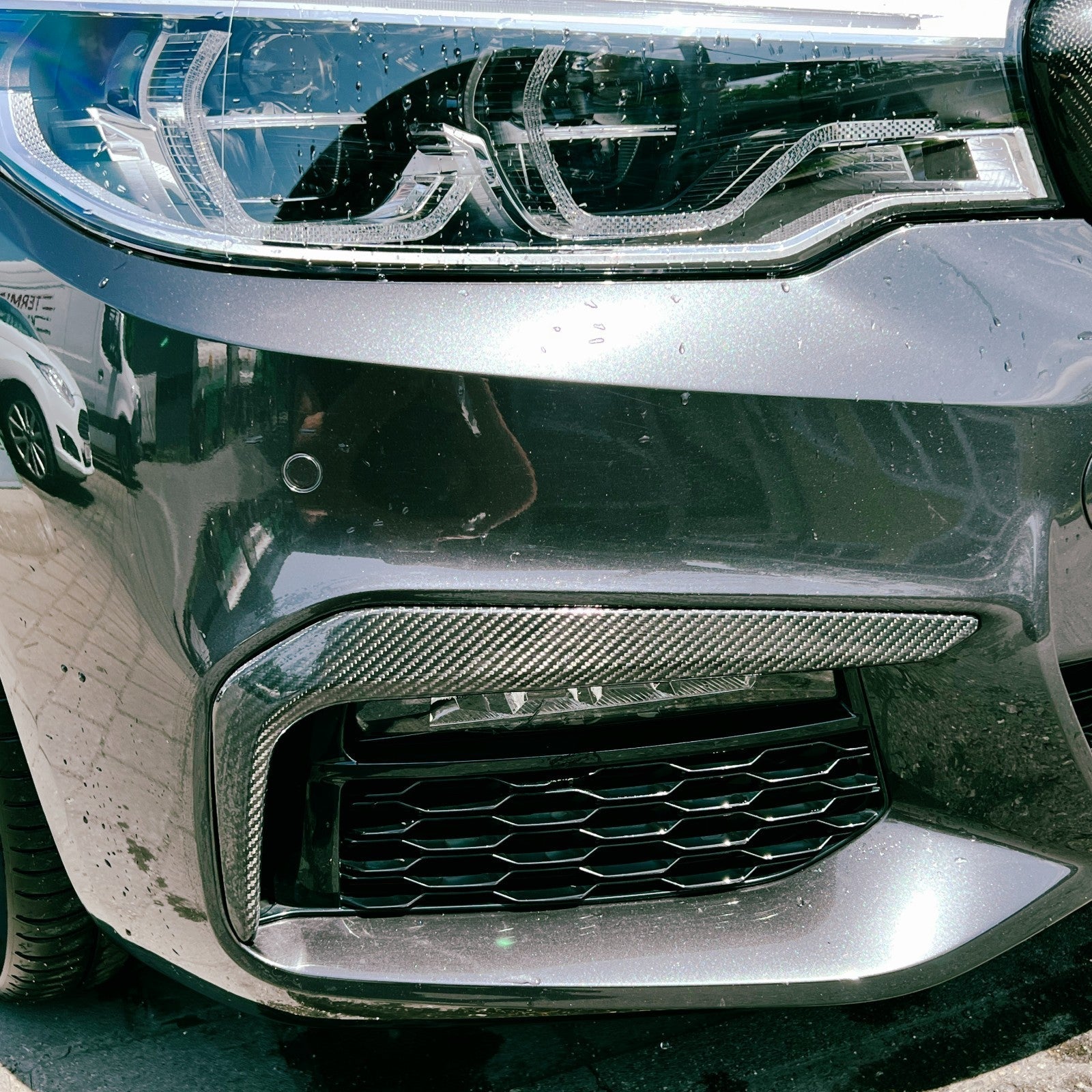 DRY CARBON Front Flaps Blende Luftführung für BMW G30 G31 mit M Paket vor LCI