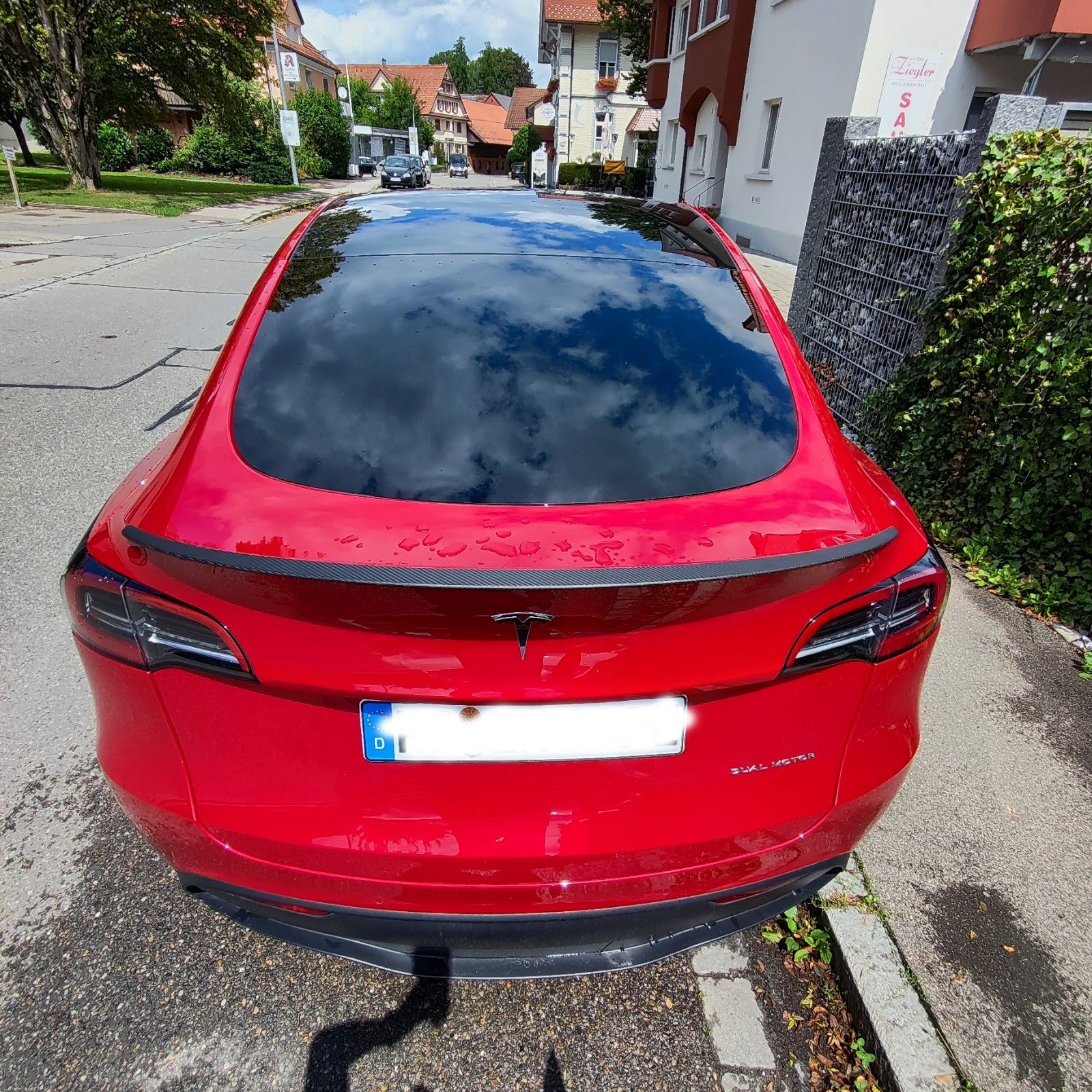 Carbon Heckspoiler mit Abrisskanten passend für Tesla Model Y, Echtcarbon - Getsdowned
