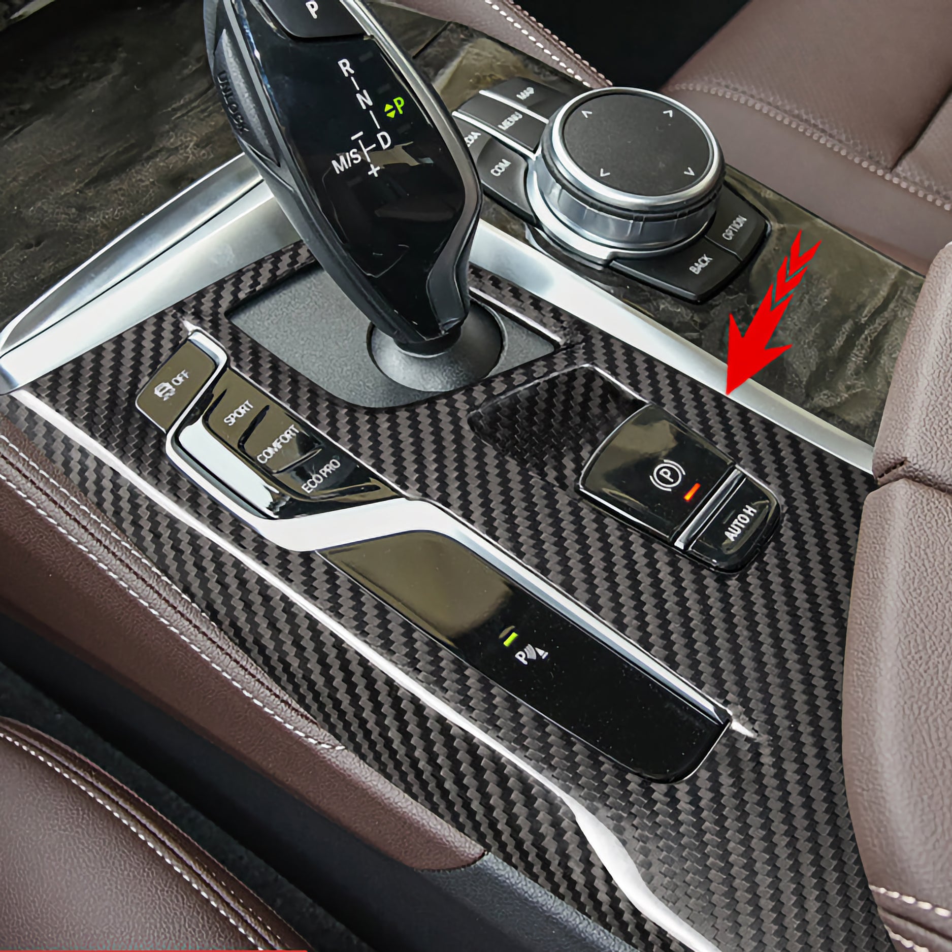 Dry Carbon Linke Mittelkonsole passend für BMW 5er G30 G31 6er G32 M5 F90