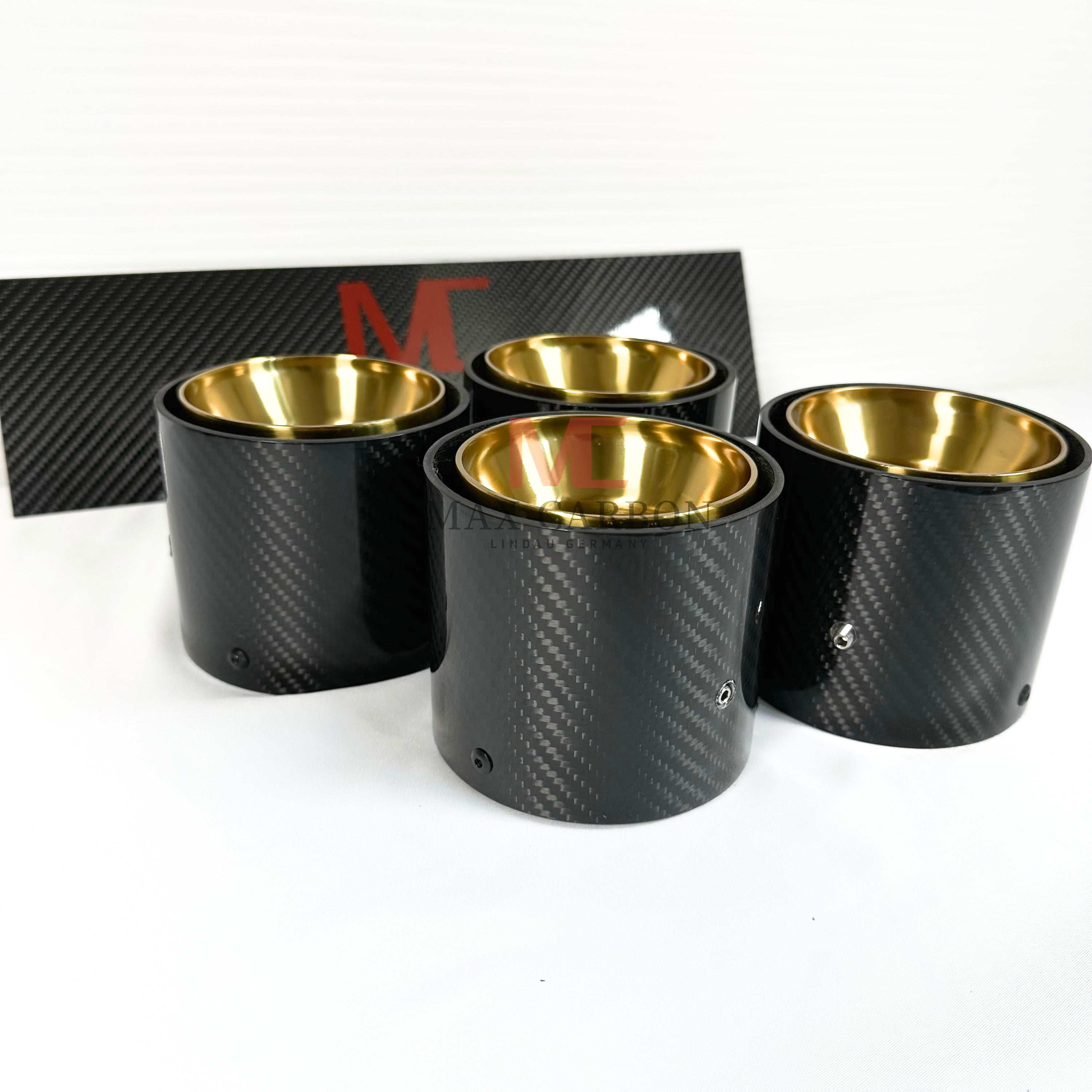 Carbon Endrohrblenden für BMW M2 M3 M4 - G8X