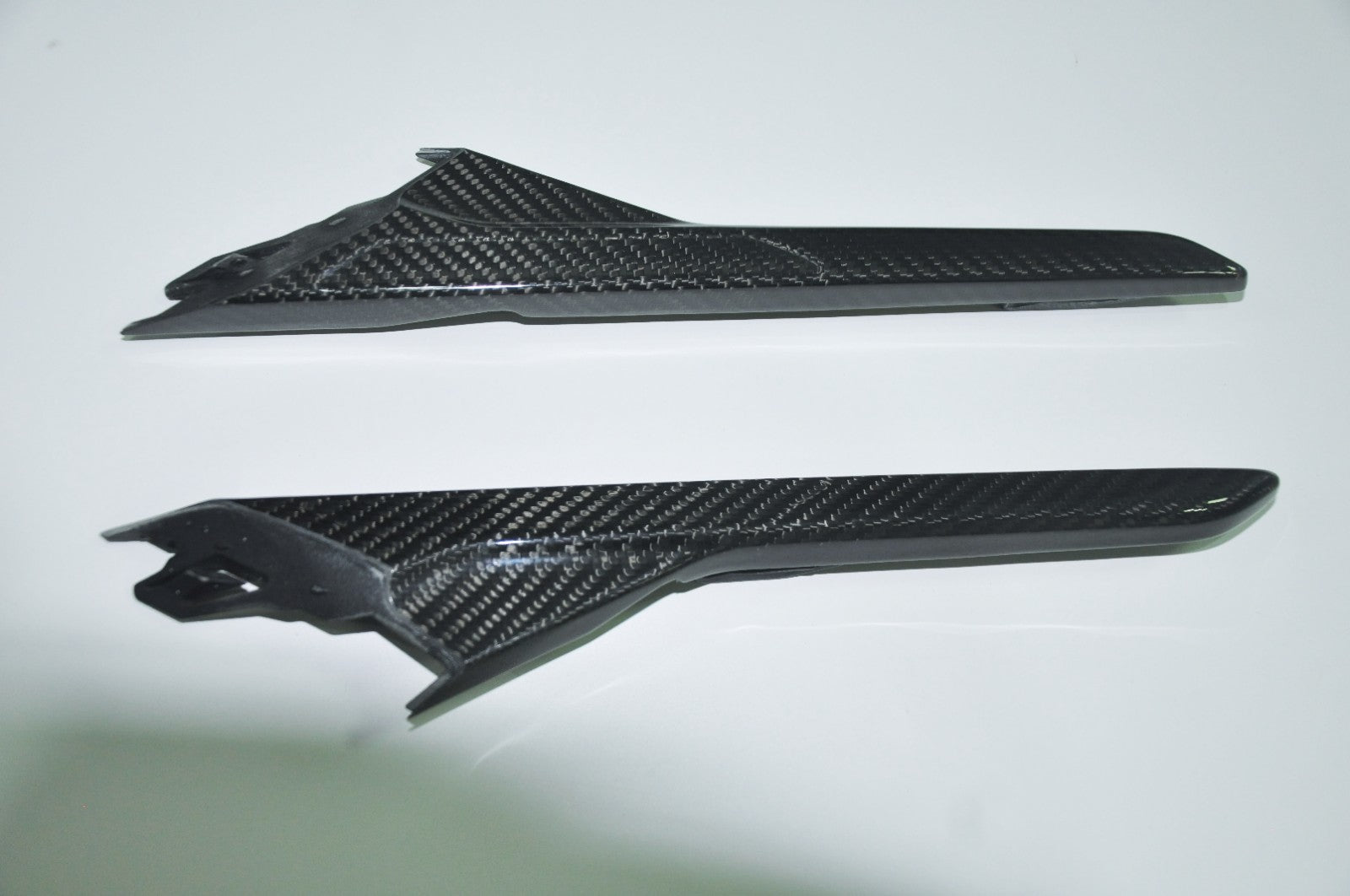 Dry Carbon Lufteinlässe Kotflügel für BMW M5 F90