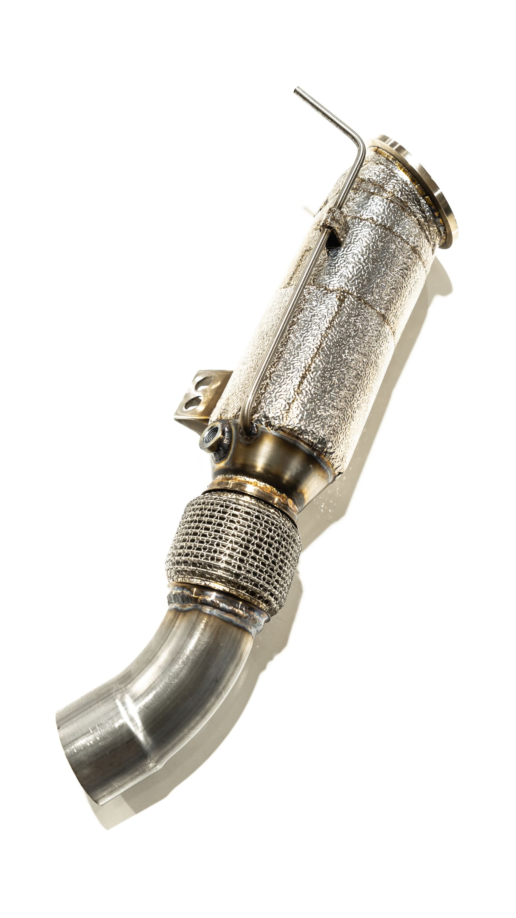 Aulitzky Abgaskrümmer ECE Downpipe für BMW X3 X4 M40i G01 G02 B58 OPF bis 10/2019, sichtbares Bauteil in Fahrzeugansicht