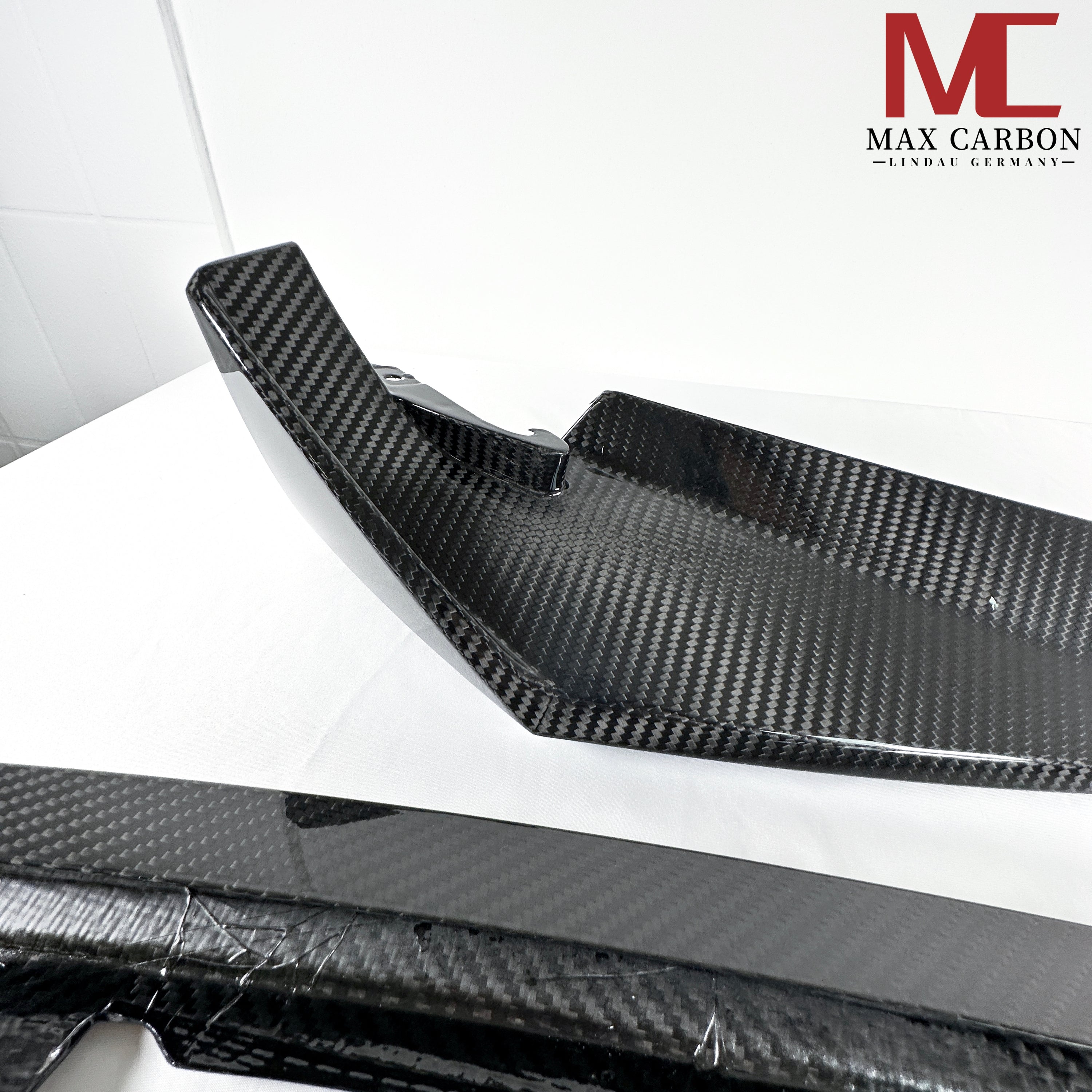 Dry-Carbon Frontlippe CSL passend für BMW M3 G80 / G81 / M4 G82 / G83 – Aggressive Front-Splitter