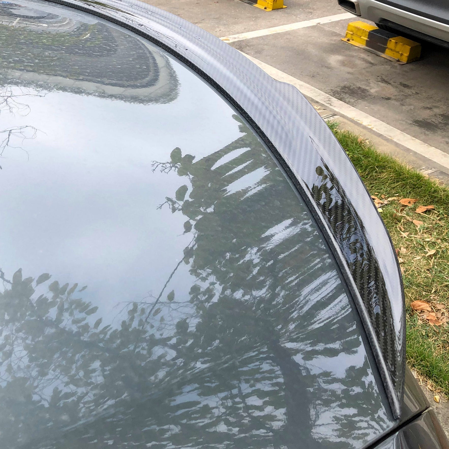 Dry Carbon Heck Spoiler "Ducktail" für Mercedes Benz E Class W238 OE Style