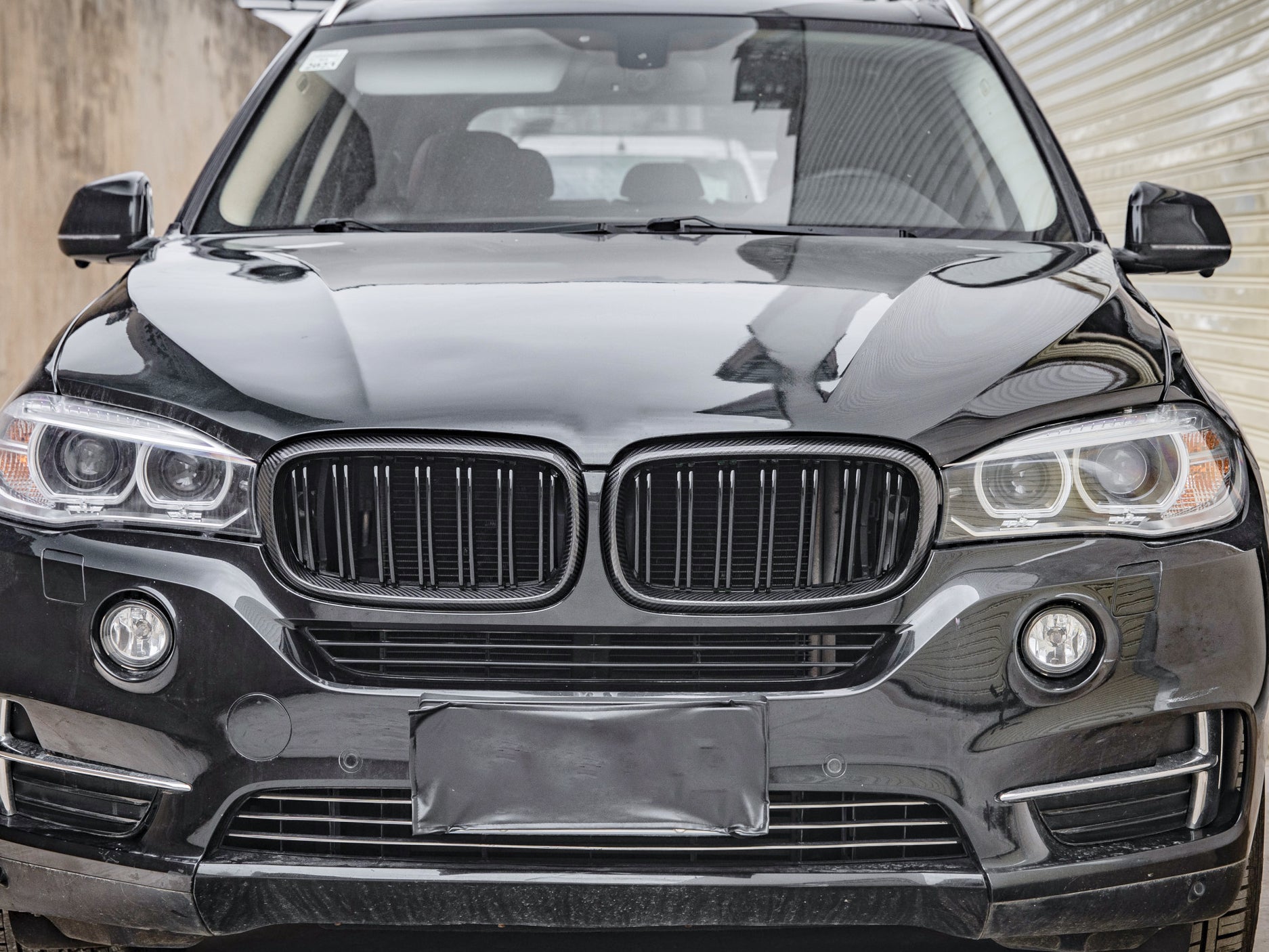 Dry-Carbon Kühlergrill Nieren passend für BMW X5 F15 / X6 F16 / X5M F85 / X6M F86 – Performance-Optik