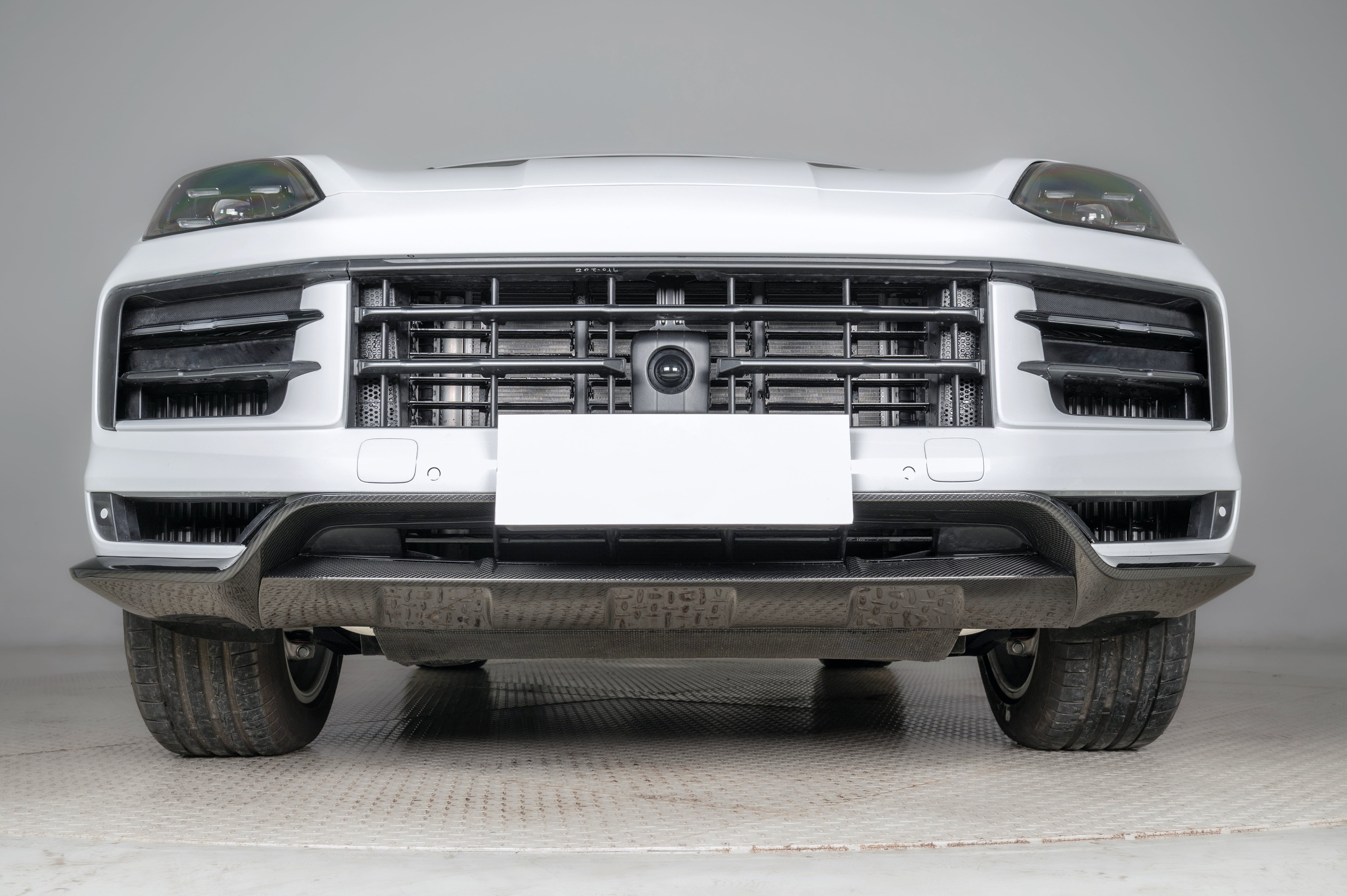 Dry-Carbon Frontlippe GT-Style passend für Porsche Cayenne S & GTS 9YA.2 – tiefere Front