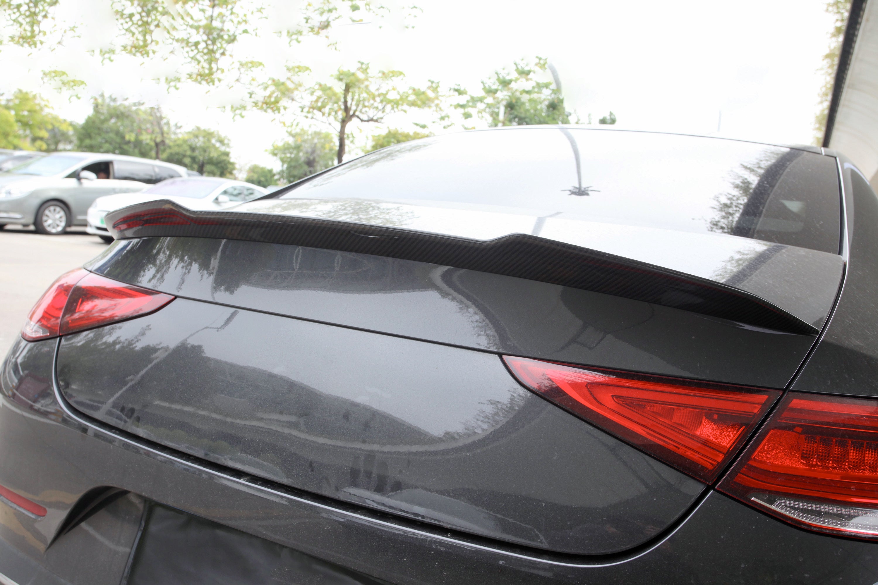 Dry-Carbon Heckspoiler „Ducktail“ passend für Mercedes-Benz CLS-Klasse W257 (CLS 63) Limousine – kräftige Ausführung (ca. 320 g)
