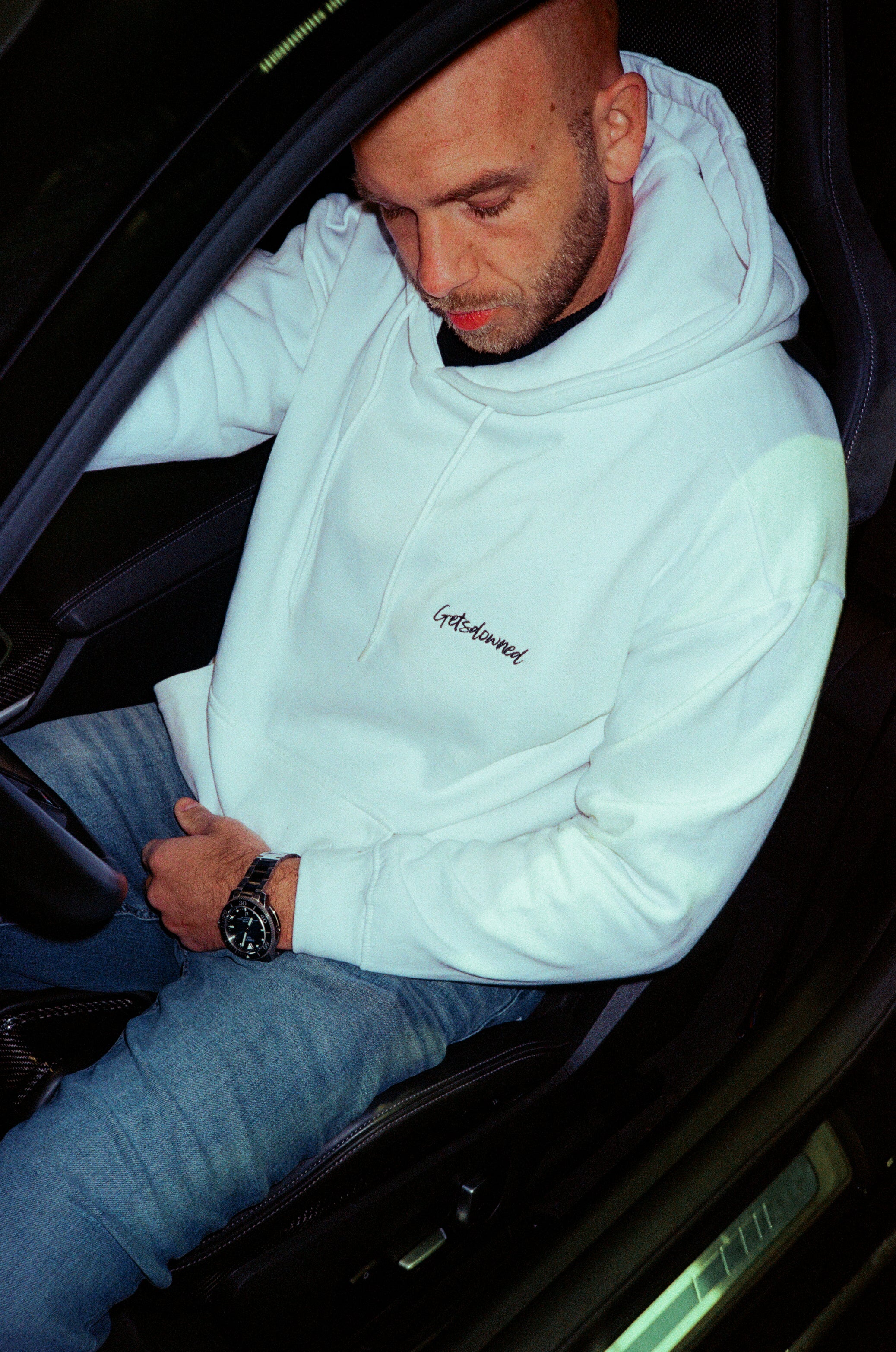 Getsdowned Hoodie „Downy M4“ – Oversize Fit, Stick & Art-Print