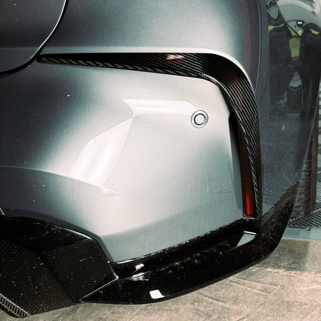 Dry Carbon Heckansatz Front AERO FLICK L Form für BMW M3 G80 G81 M4 G82 G83