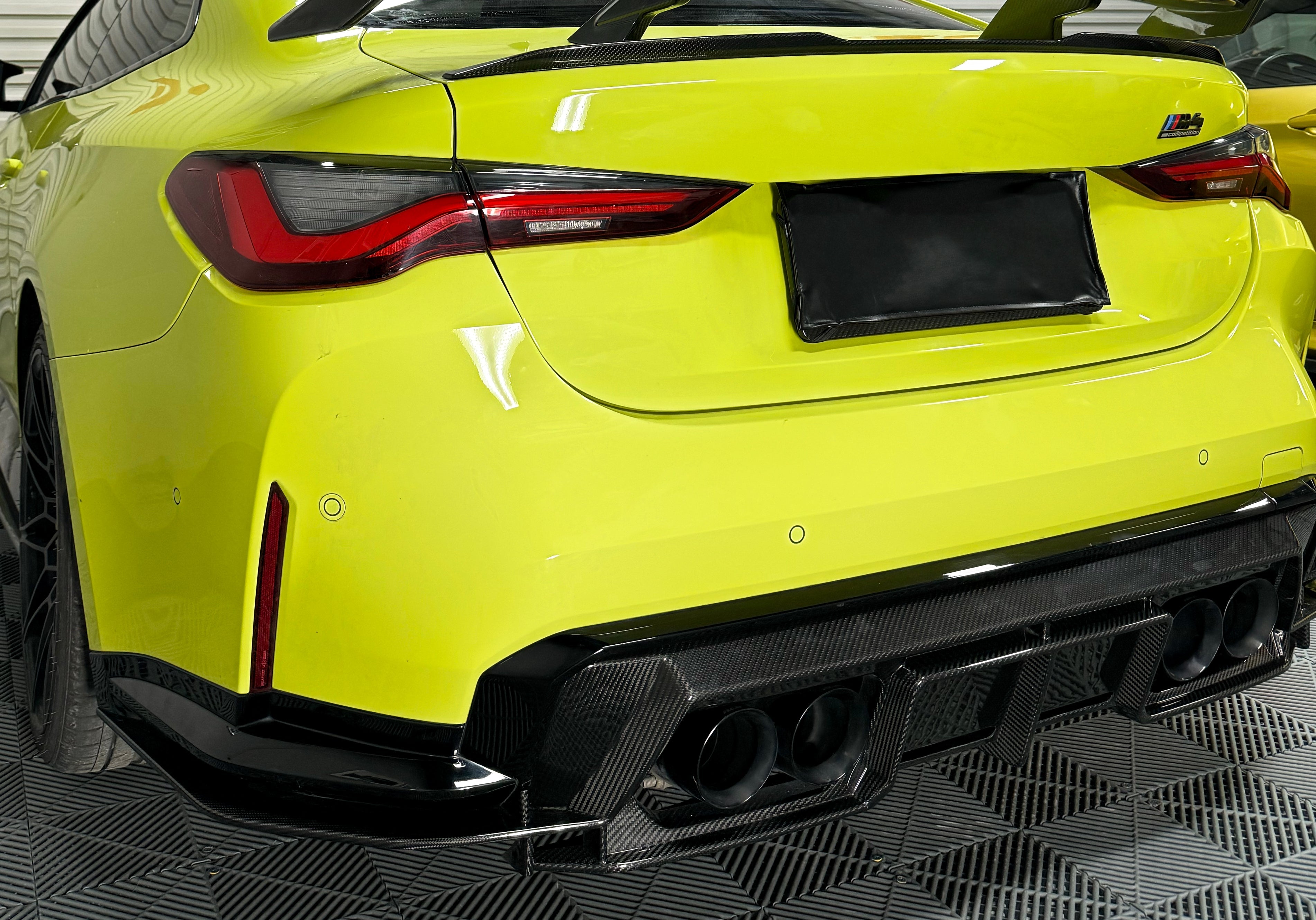 Dry Carbon Heckdiffusor Performance Sport für BMW M3 G80 G81 / M4 G82 G83 inkl. LCI