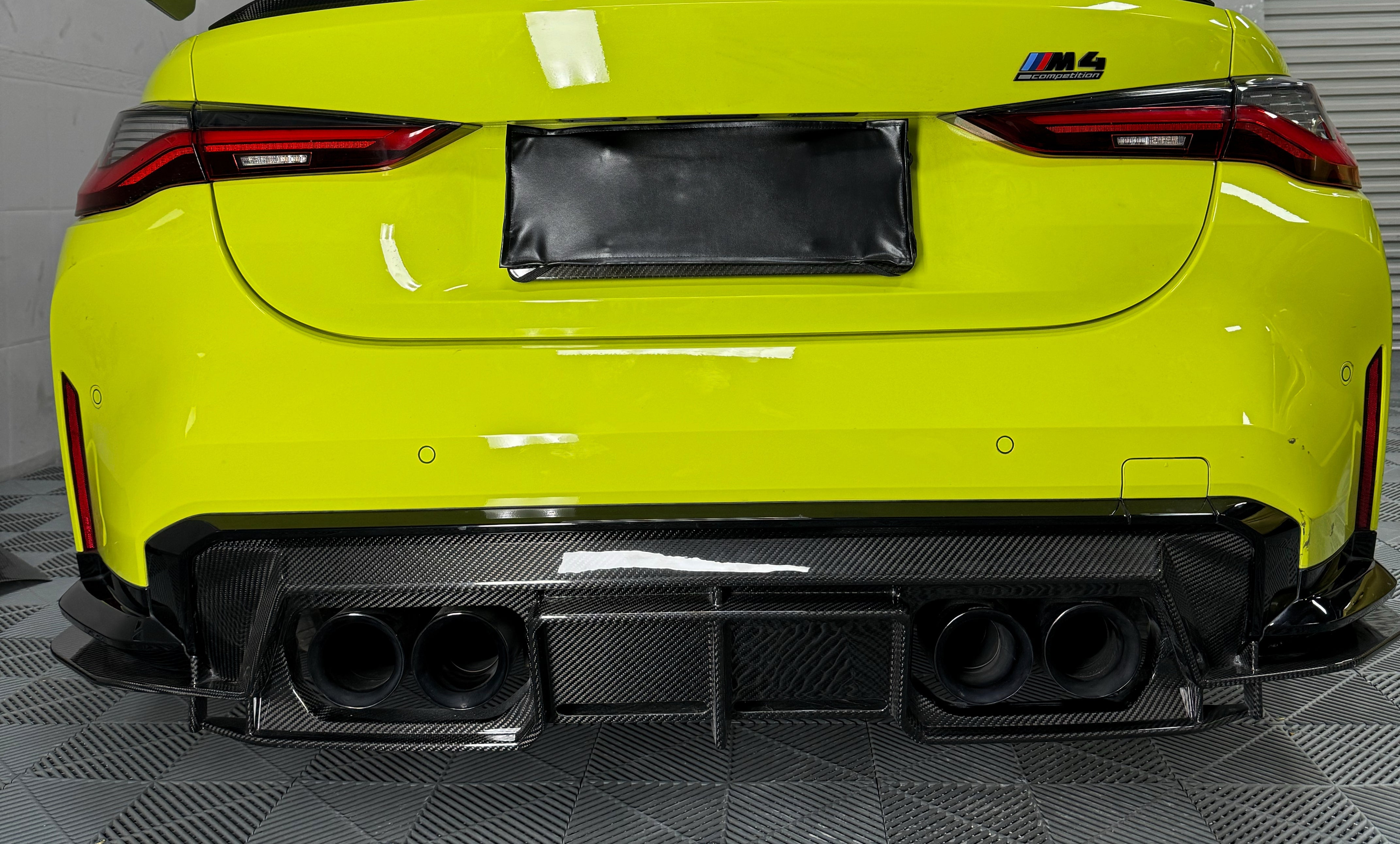 Dry Carbon Heckdiffusor Performance Sport für BMW M3 G80 G81 / M4 G82 G83 inkl. LCI