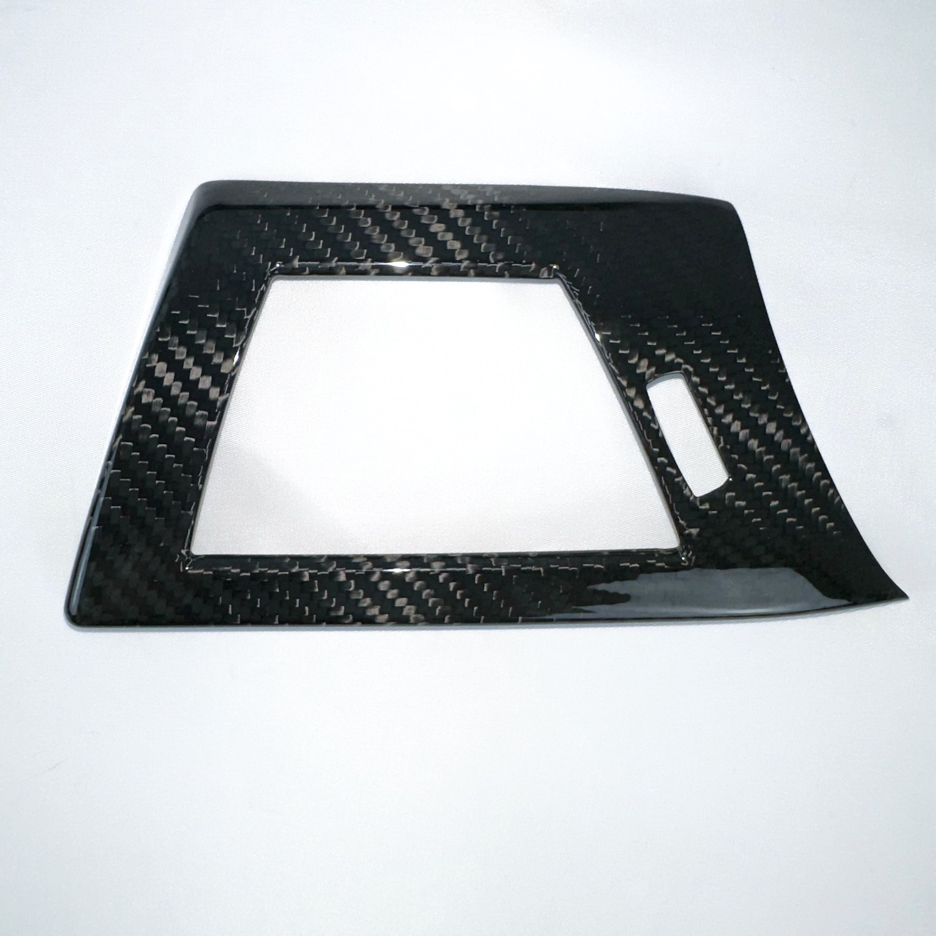 Dry Carbon Lüfterauslass Blenden für BMW F30 F31 F32 F33 F36 F80 F82 F83