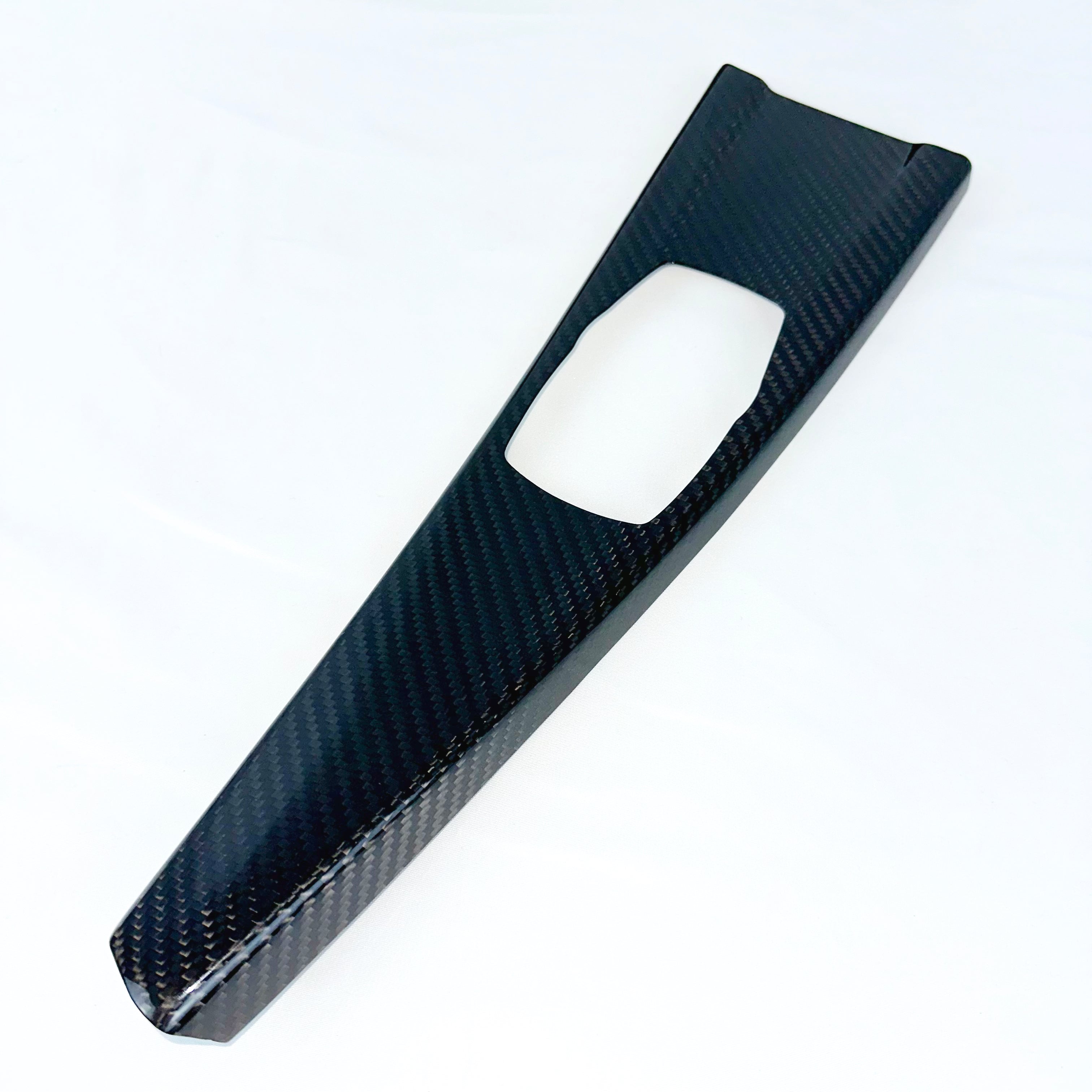 Carbon Mittelkonsolen-Cover passend für BMW 3er/4er F3x & M3 F80/M4 F82 – Cockpit in Sichtcarbon