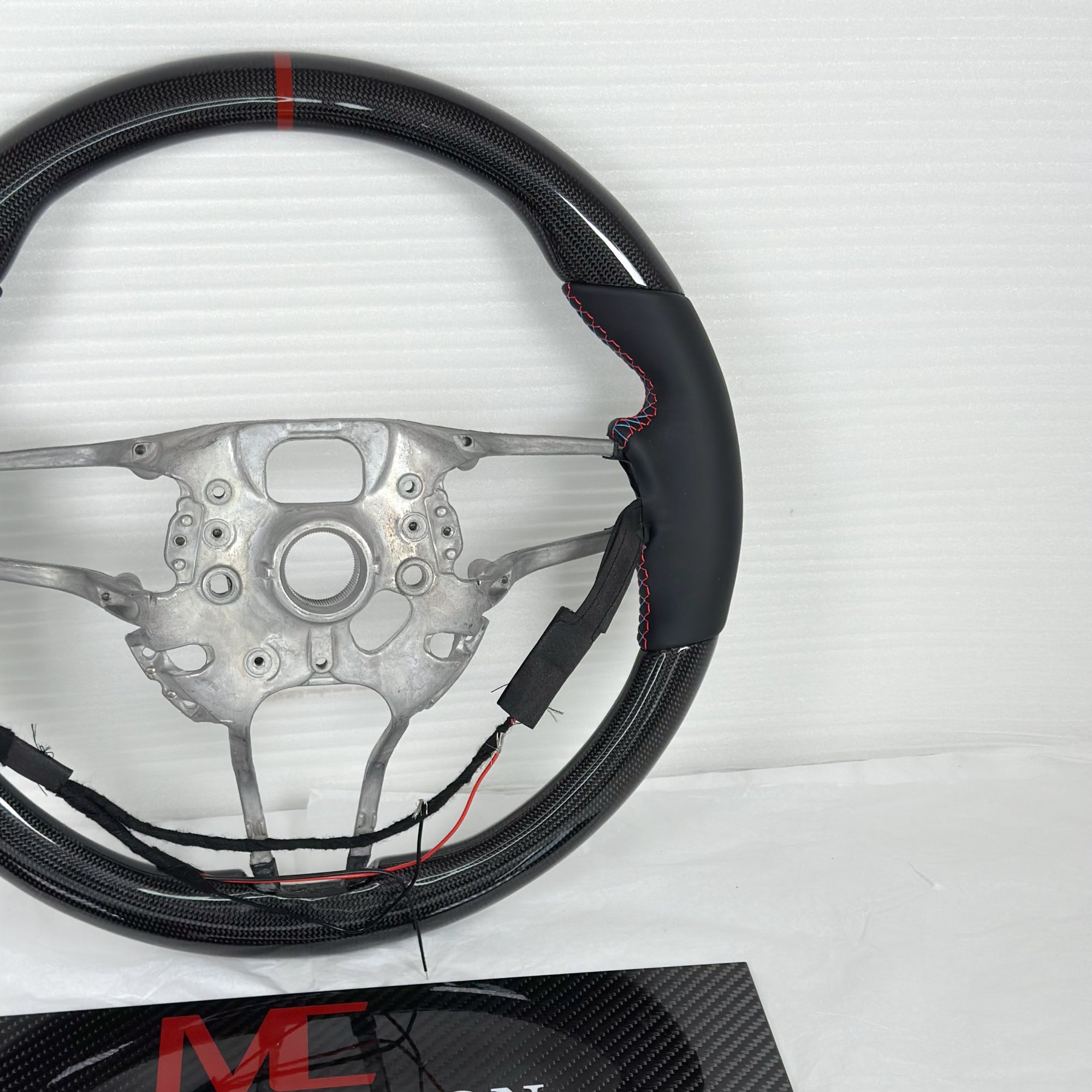 Dry-Carbon Lenkrad passend für Porsche 911 Cayenne Macan Cayman Boxster Panamera – Cockpit-Veredelung