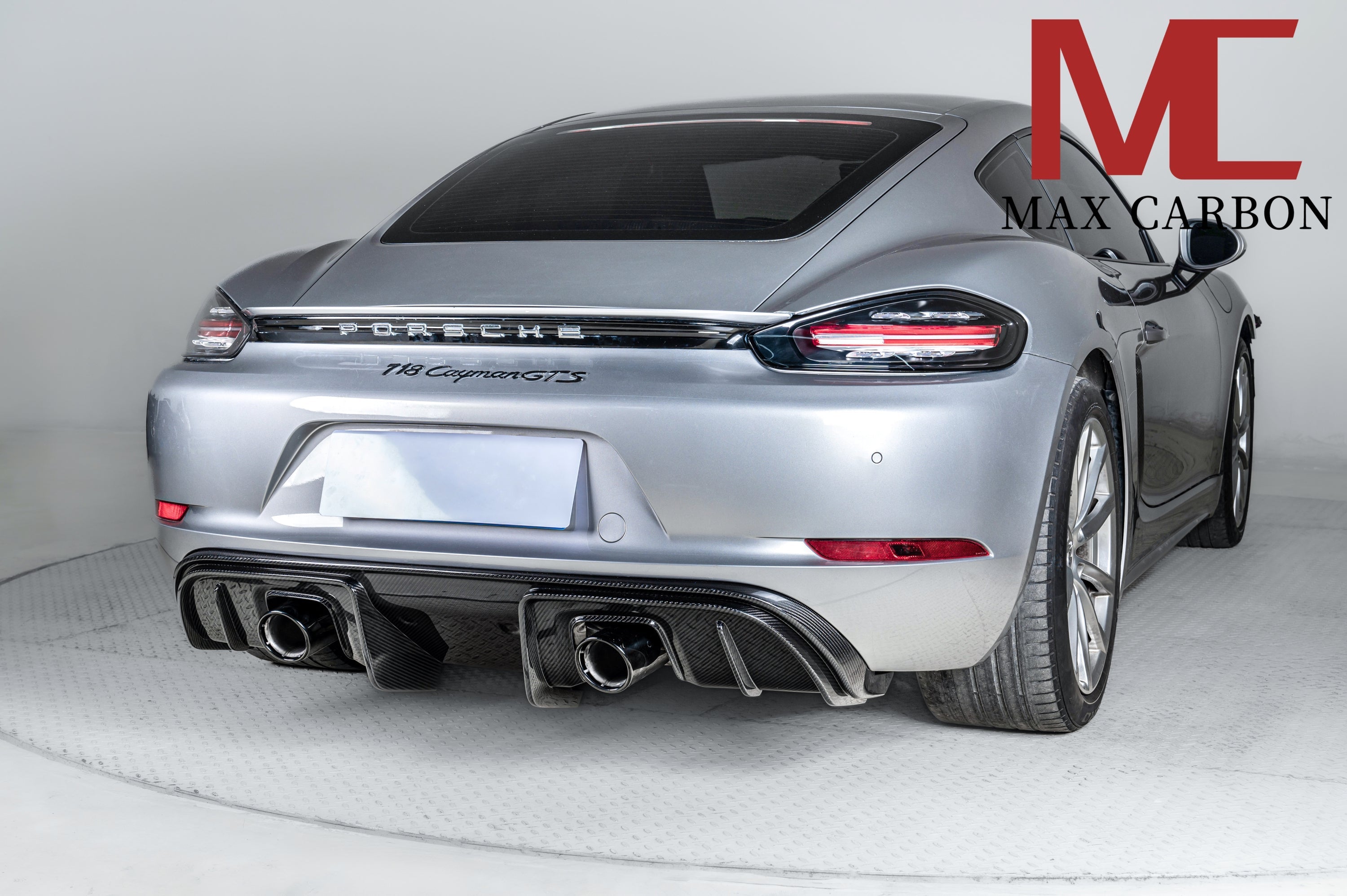 Dry-Carbon Heckdiffusor RS-Style mit Winglet-Flaps passend für Porsche Cayman & Boxster 718/982 – Heck-System