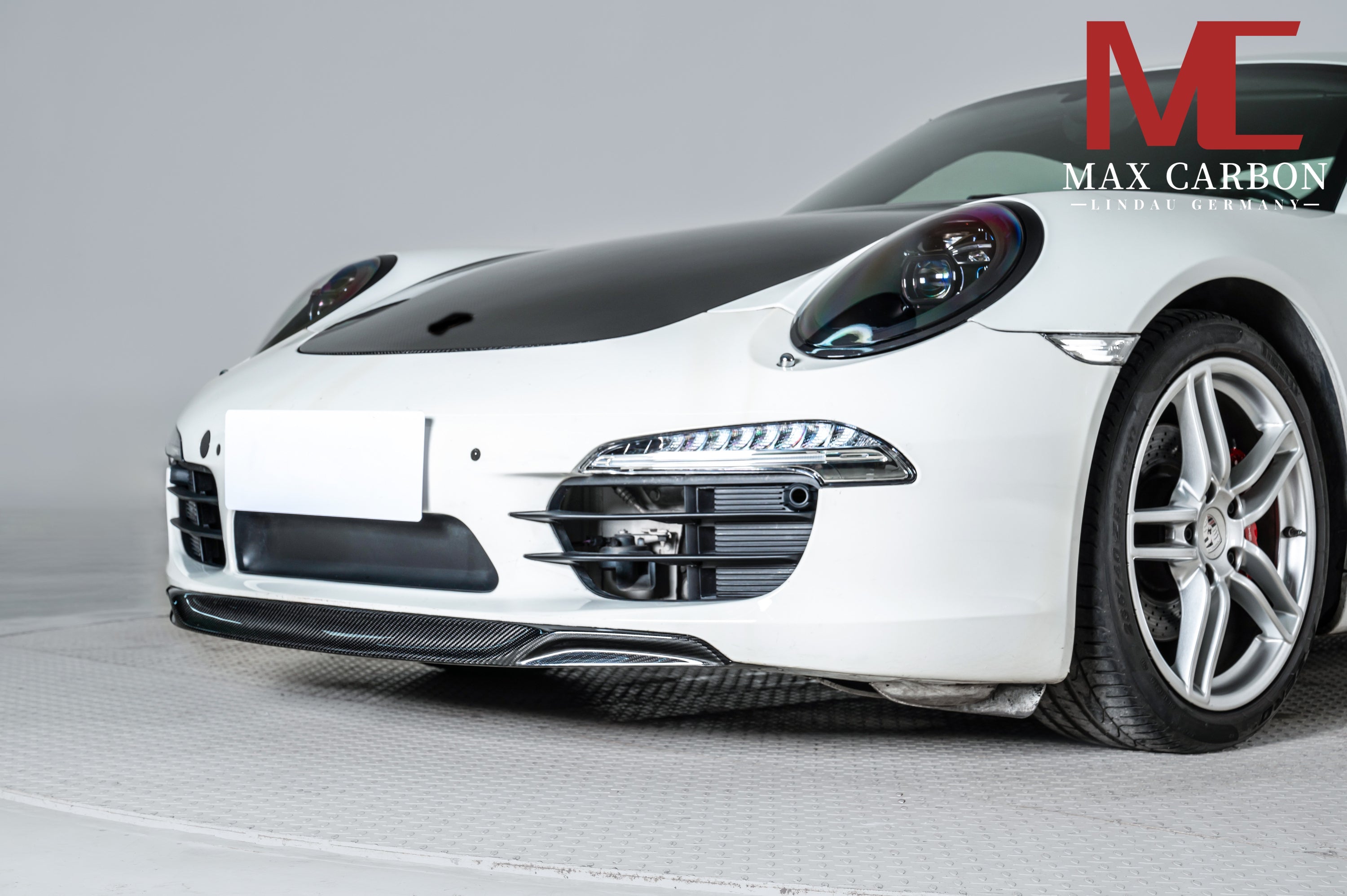 Carbon Frontlippe passend für Porsche 911 991.1 Carrera / S / 4 / 4S – schärfere Frontkante