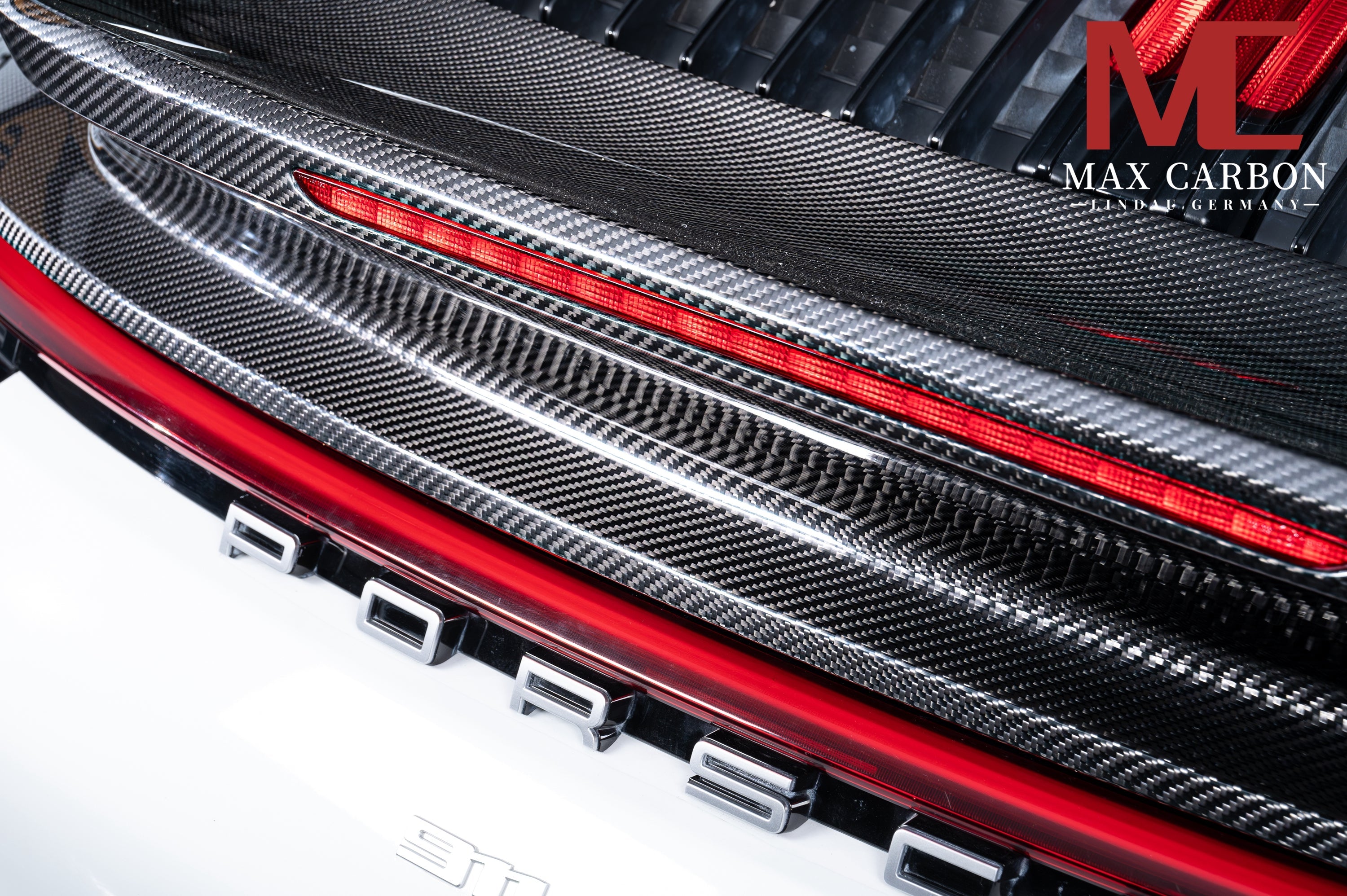Dry-Carbon Heckspoiler „Sport Classic“ passend für Porsche 911 992.1 – inkl. Eintragung