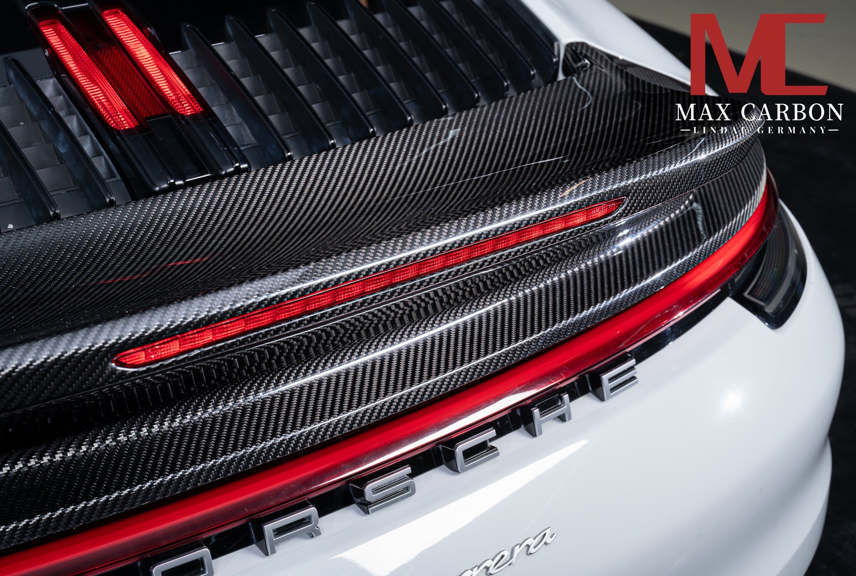 Dry-Carbon Heckspoiler „Sport Classic“ passend für Porsche 911 992.1 – inkl. Eintragung