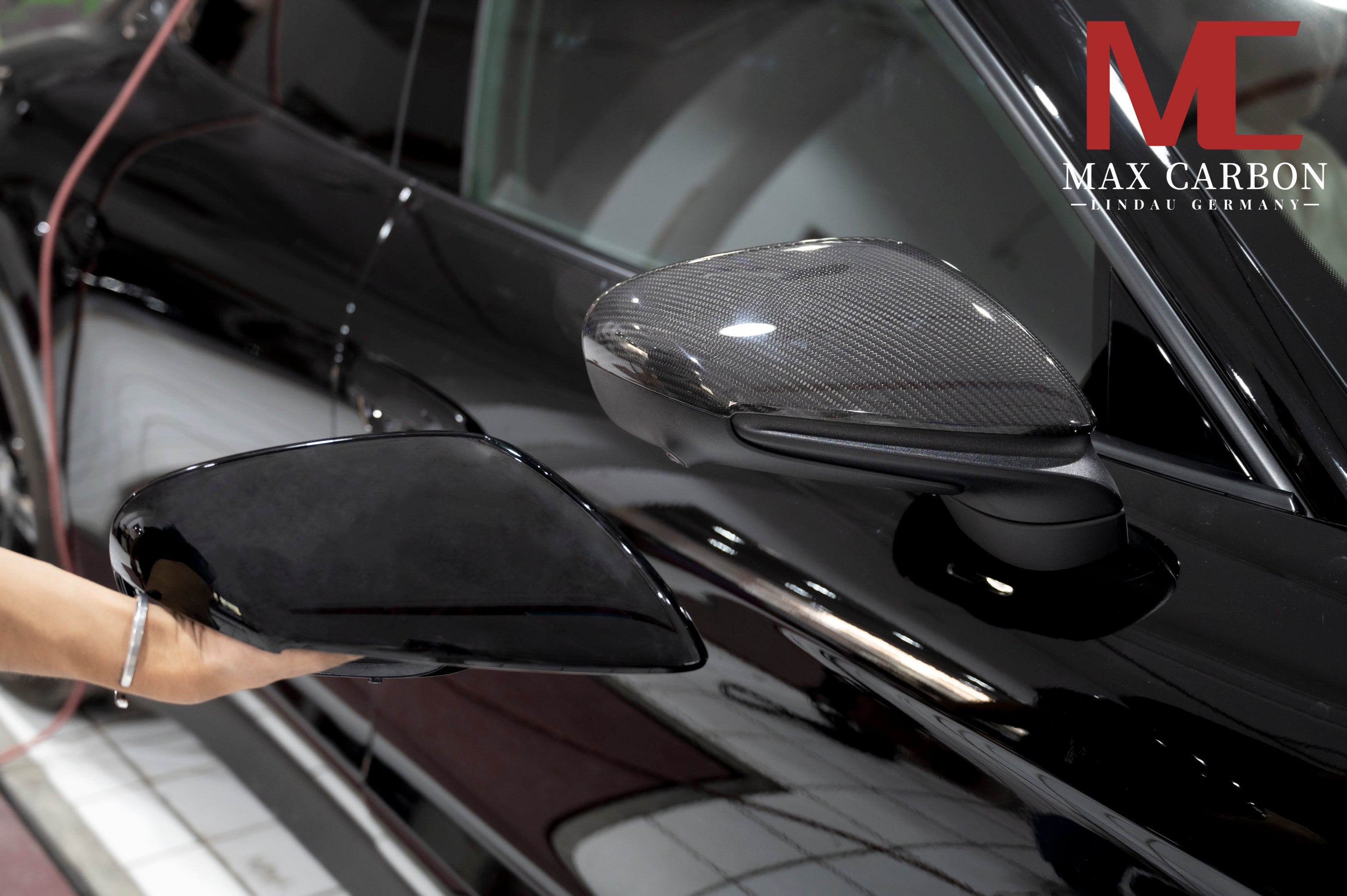 Dry-Carbon Spiegelkappen passend für Porsche 911 (992) & Taycan