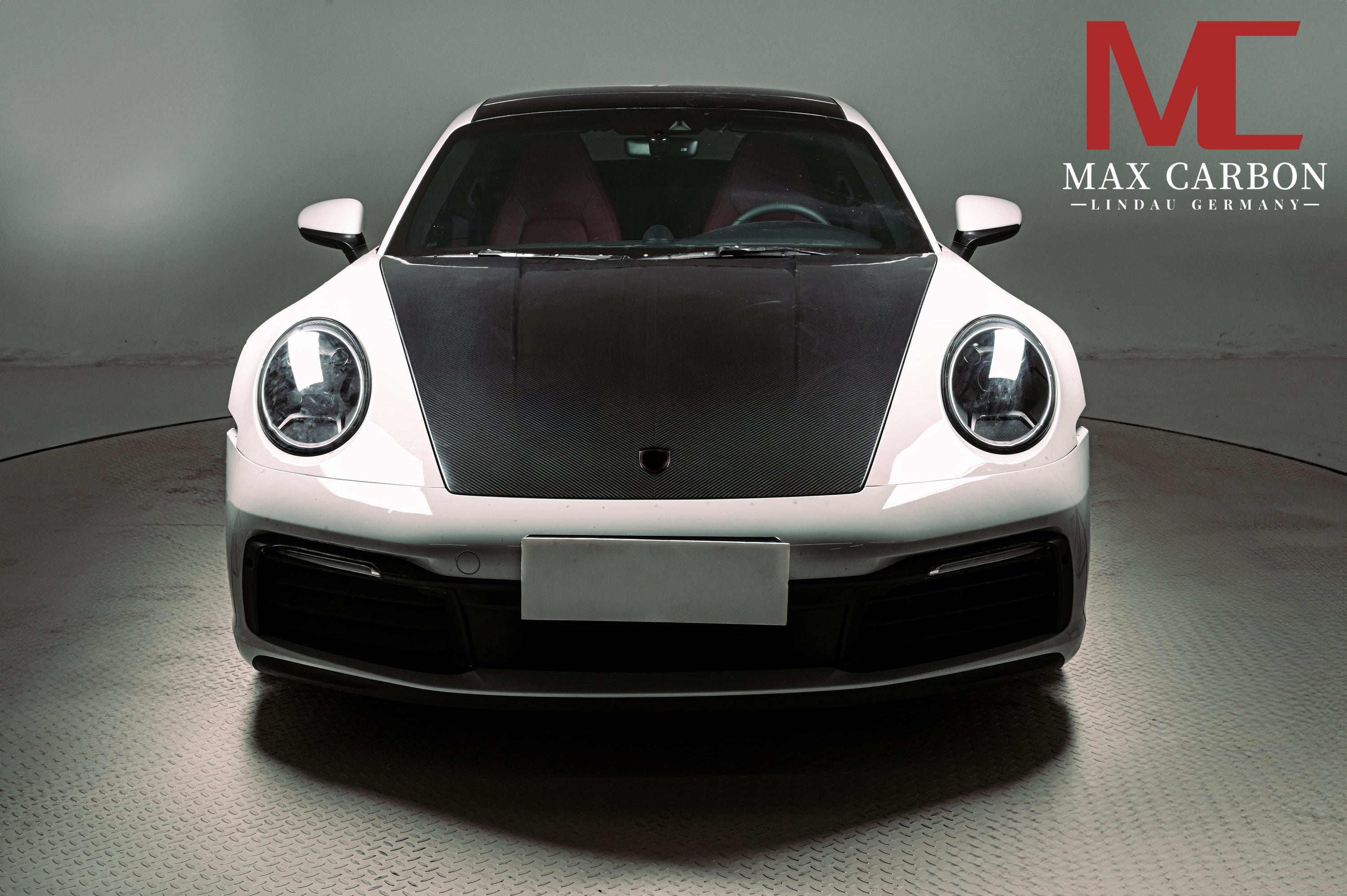 Carbon Motorhaube „OE Style“ passend für Porsche 911 992.1 – Serienlook in Carbon & Kevlar