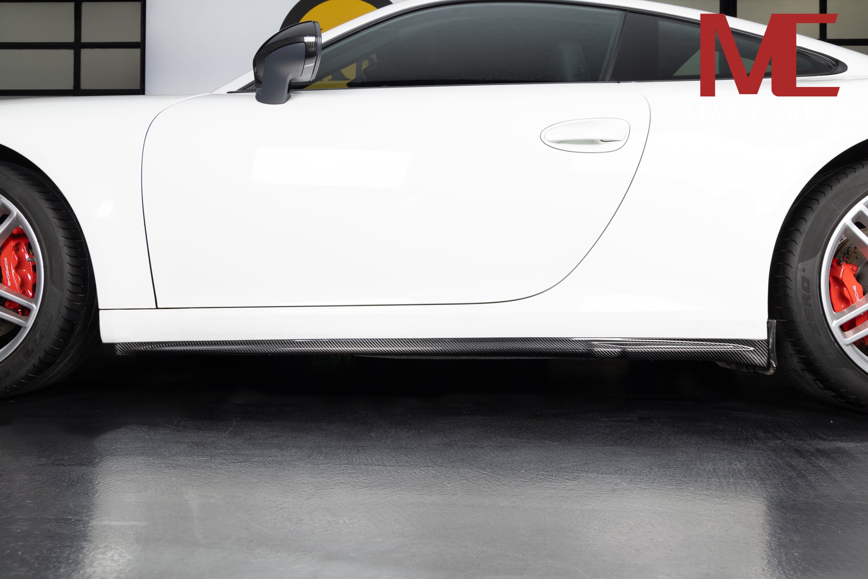 Carbon Seitenschweller passend für Porsche 911 991.1 & 991.2 – tiefere Seitenlinie