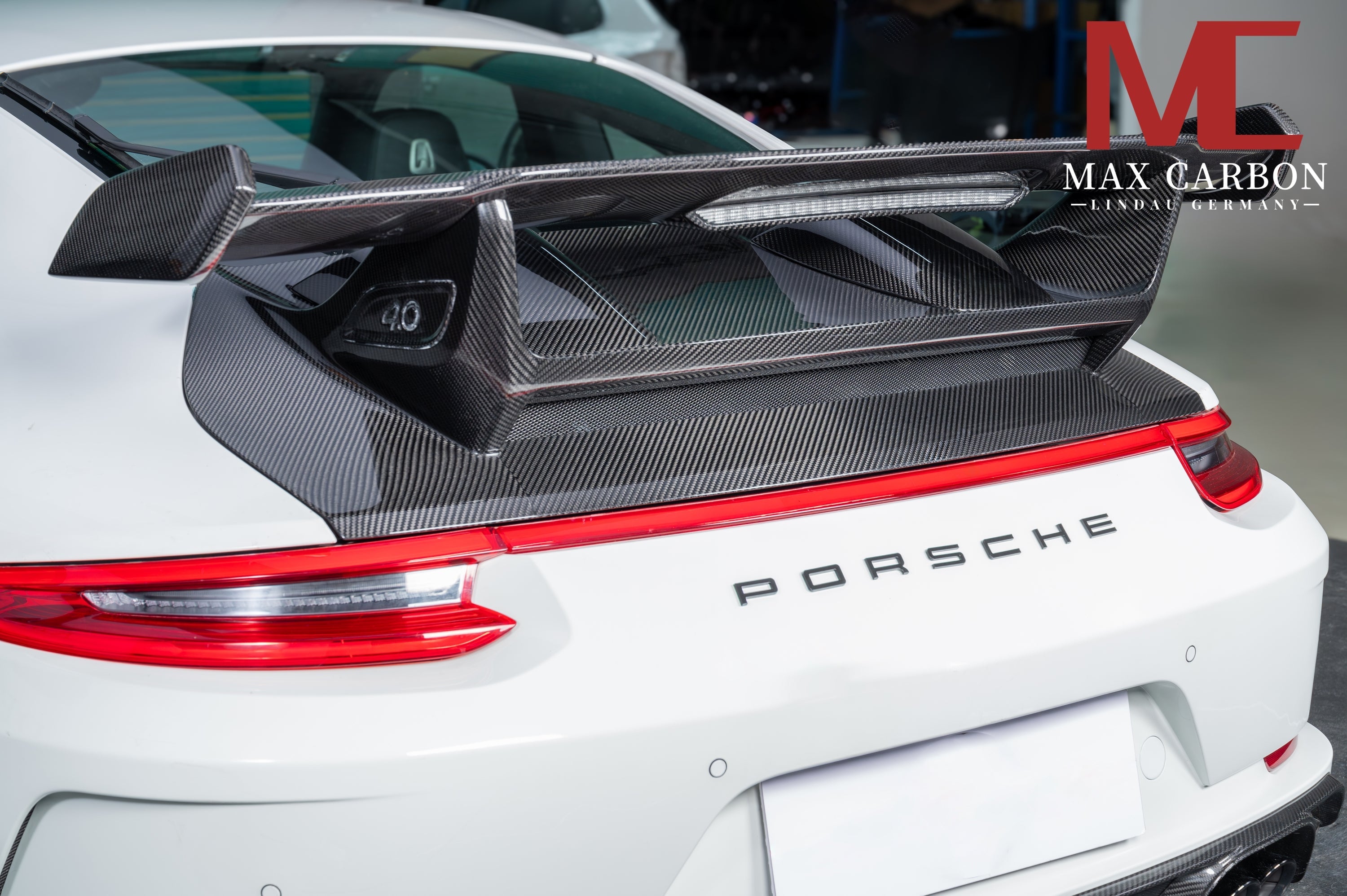 Dry-Carbon Heckflügel passend für Porsche 911 991.1 & 991.2 – mehr Heckpräsenz