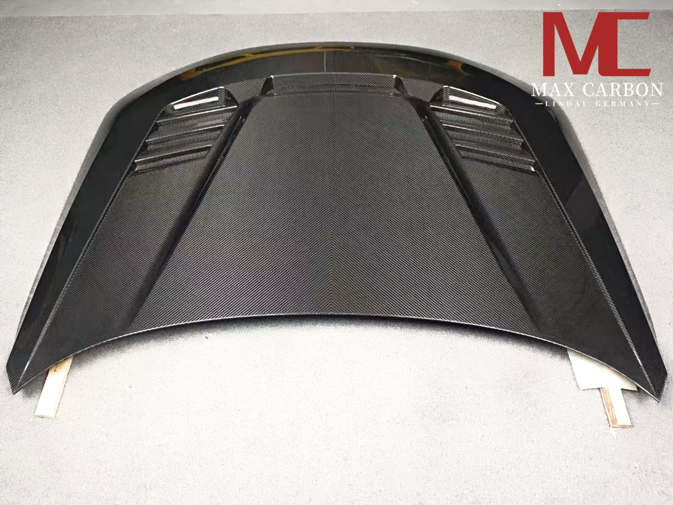 Dry-Carbon Sport-Motorhaube passend für BMW M2 G87 – handgefertigt aus Carbon & Kevlar