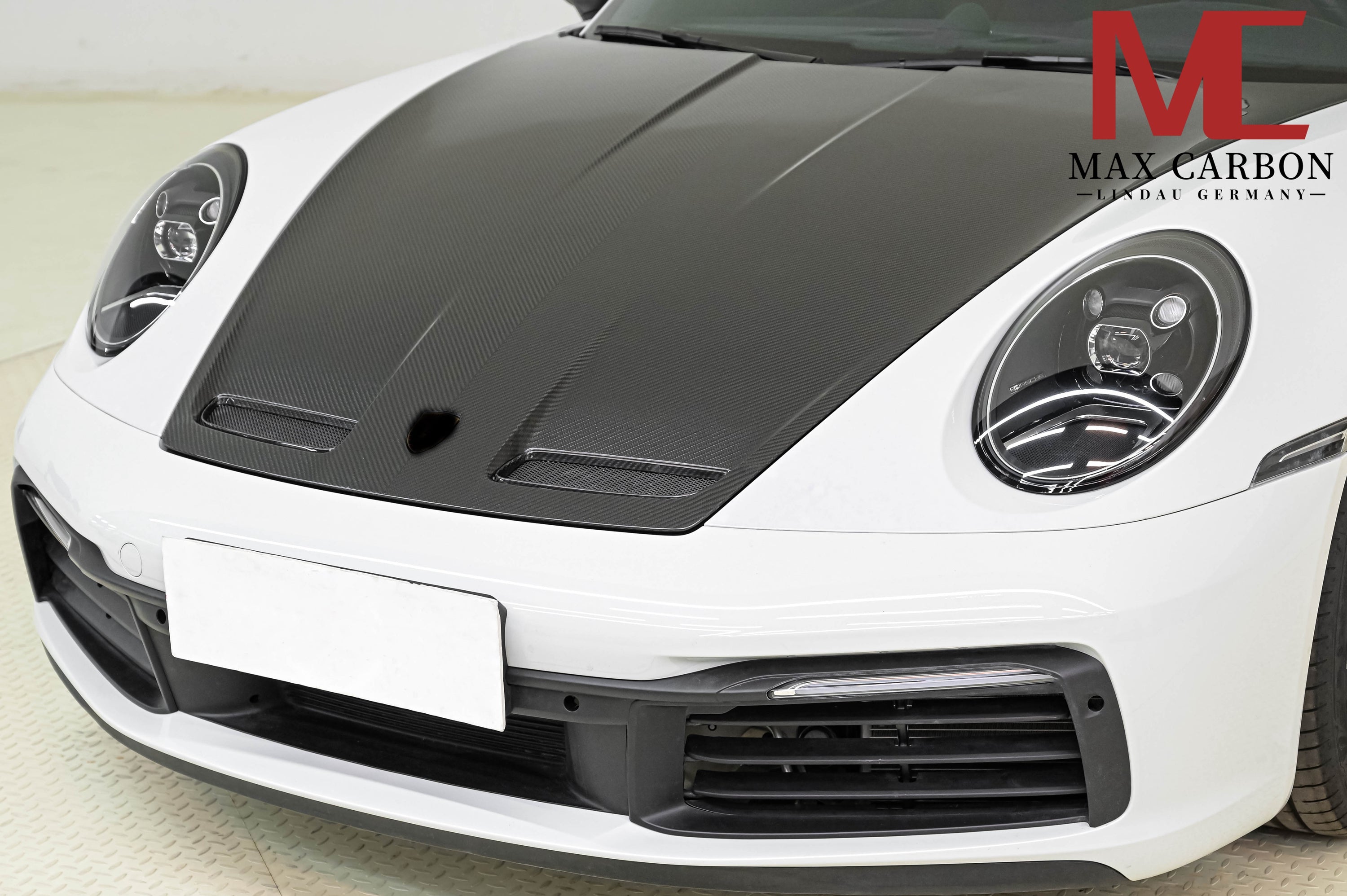 Carbon Motorhaube „GT Style“ passend für Porsche 911 992.1 – Leichtbau mit AERO-Look