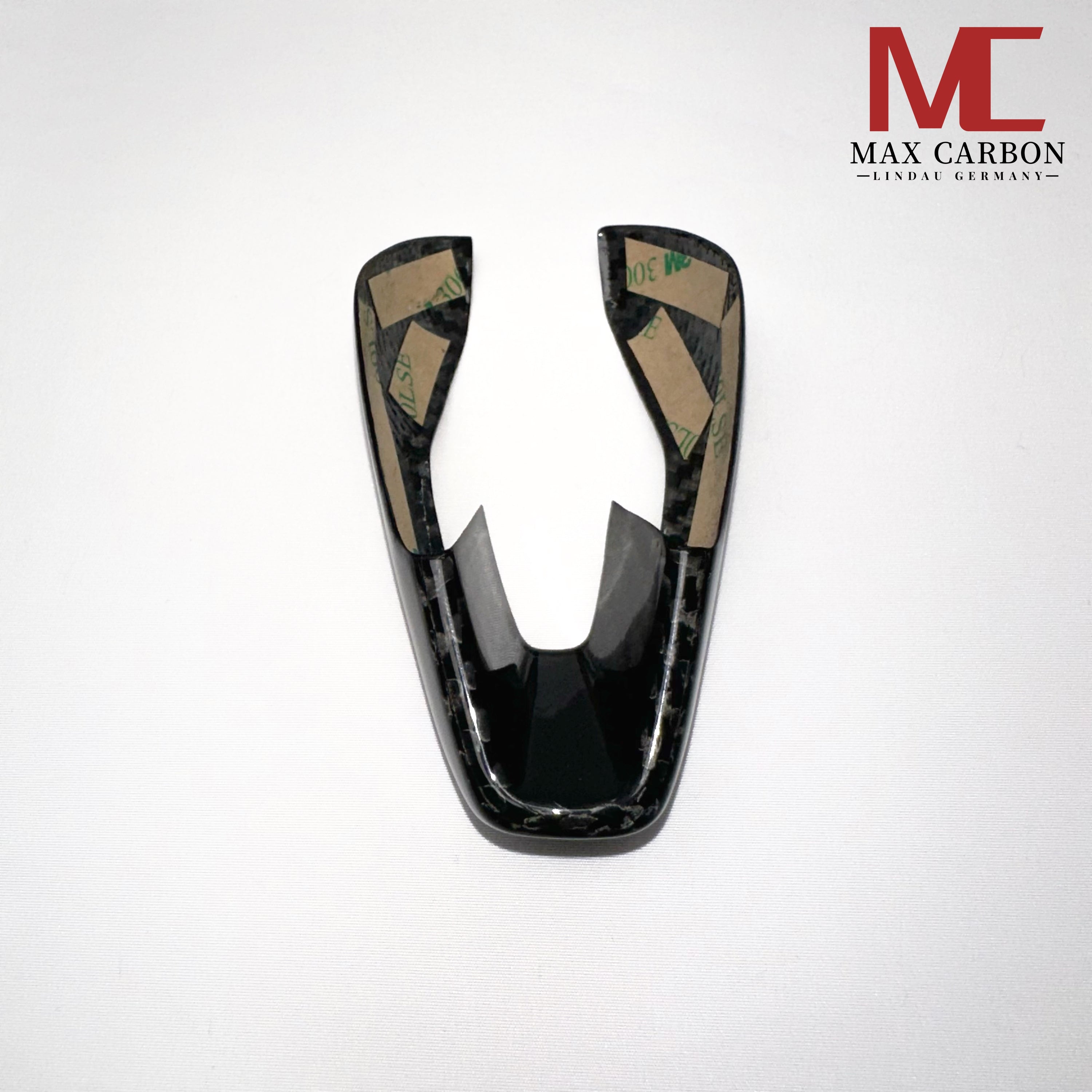 Dry-Carbon Schaltknauf Blenden passend für BMW M2 G87 / M3 G80 / G81 / M4 G82 / G83 / M8 F91 / F92 / F93 / X3M F97 / X4M F98 – Cockpit-Detail