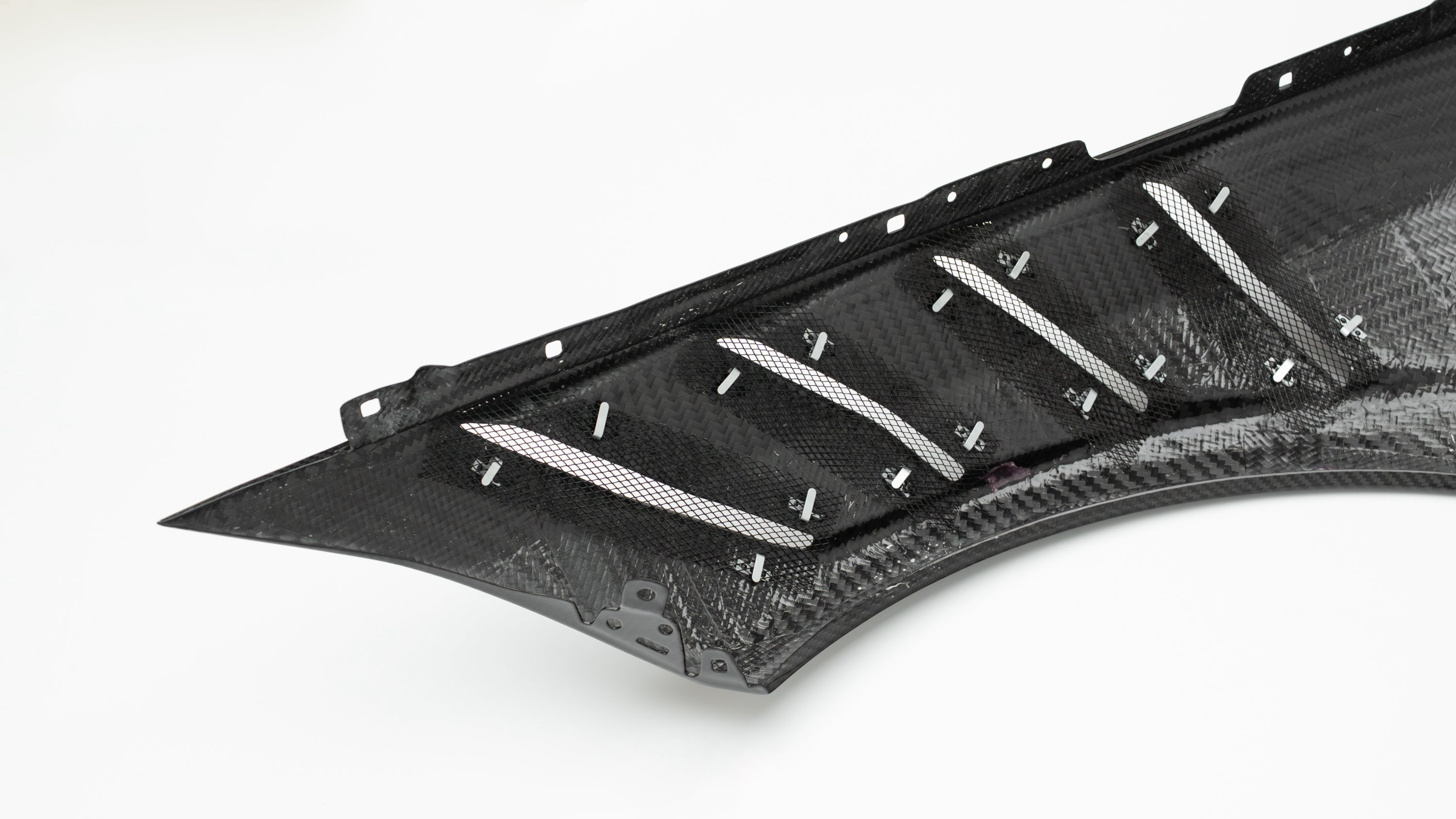Dry-Carbon Kotflügel V1 passend für BMW M3 G80 / G81 M4 G82 / G83 – mit TÜV-Eintragung