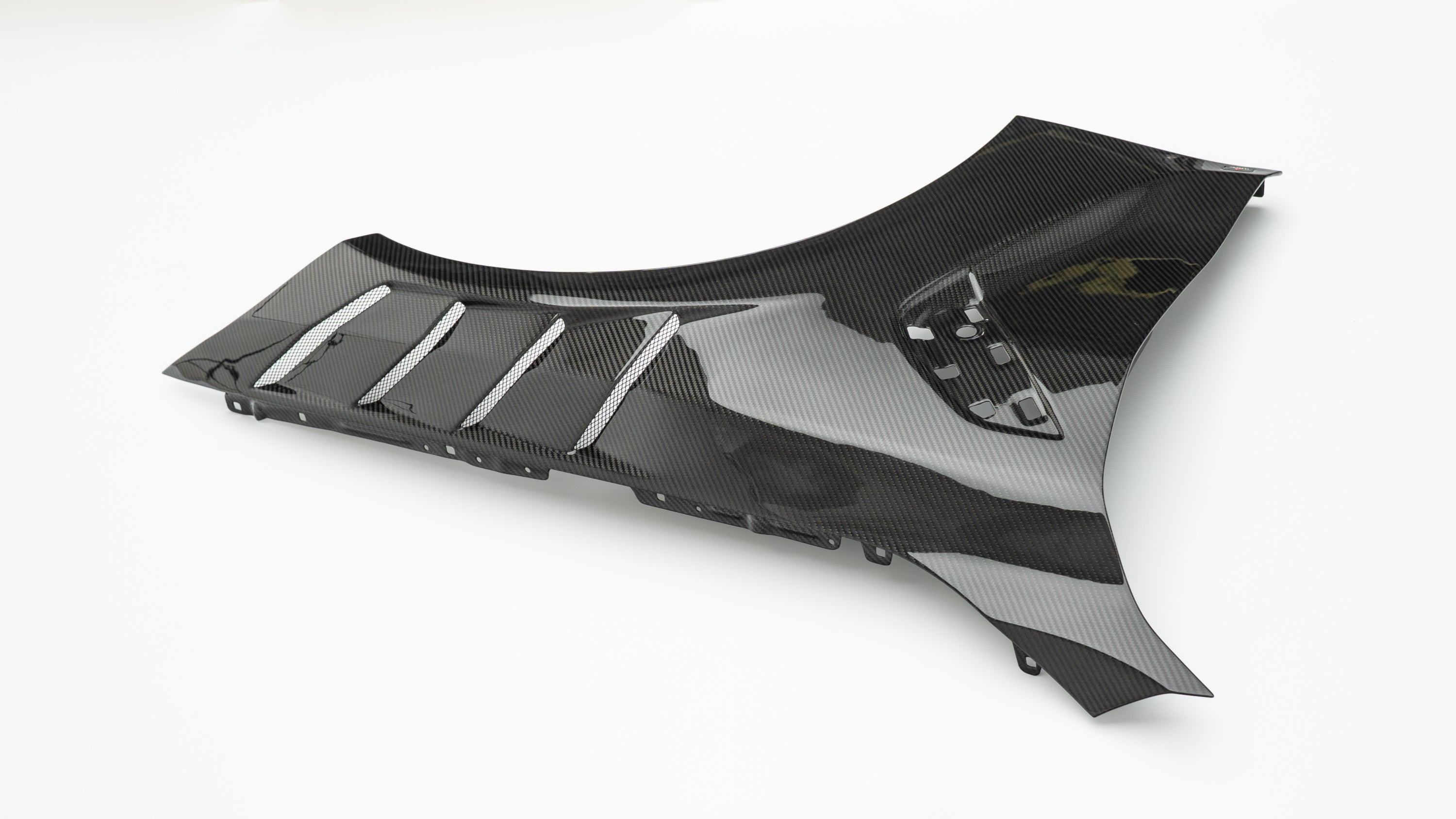 Dry-Carbon Kotflügel V1 passend für BMW M3 G80 / G81 M4 G82 / G83 – mit TÜV-Eintragung