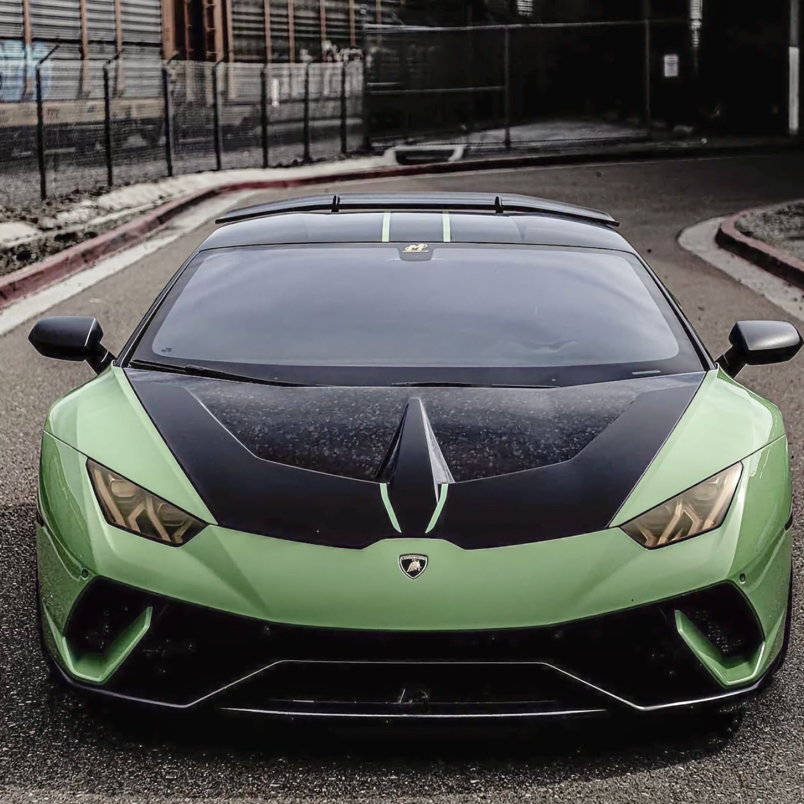 Dry-Carbon Motorhaube passend für Lamborghini Huracán Performante, LP-580/LP-610 – Leichtbau mit Kevlar
