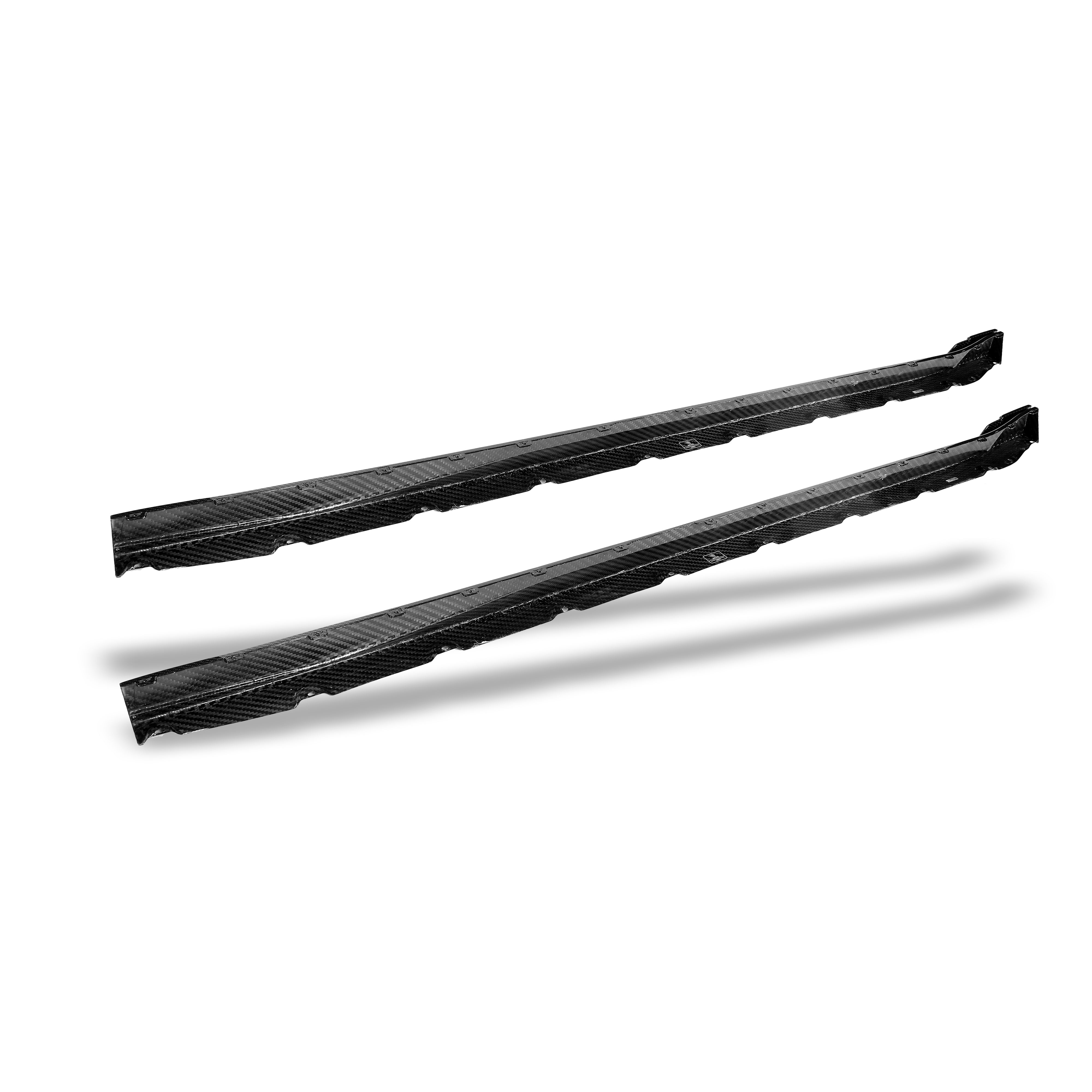 Dry-Carbon Seitenschweller passend für BMW M3 G80-G81 – breite aggressive Seitenlinie