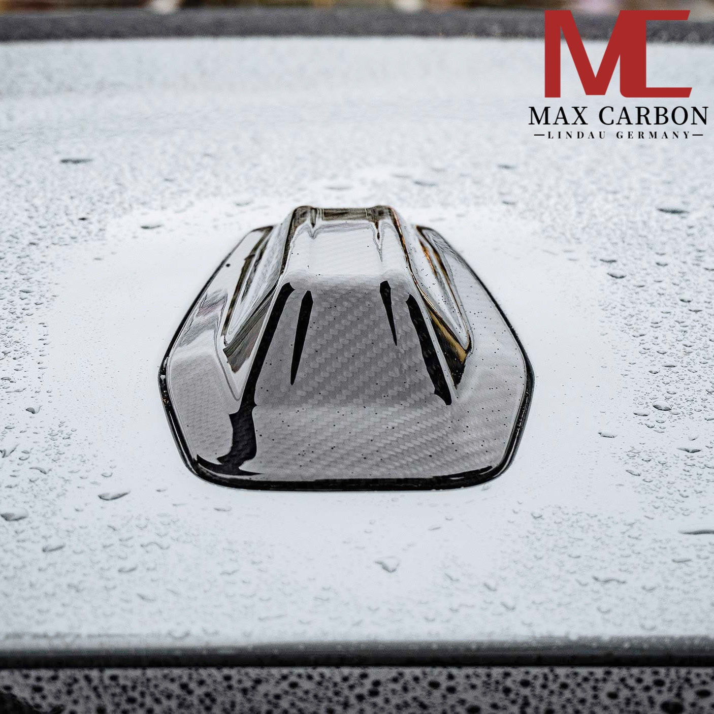 Carbon "Shark Fin" Antennen Cover für BMW 1er F70 2er F74 4er G26 7er G70 - Getsdowned
