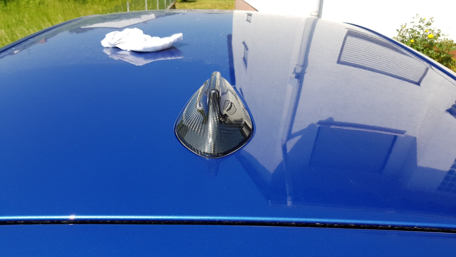 Dry CARBON Antennen Cover "Shark Fin" passend für BMW F20 F21 F31 F40 F45 F46 F48 F15 F16 F25 F26 F85 F86 G31 - Getsdowned