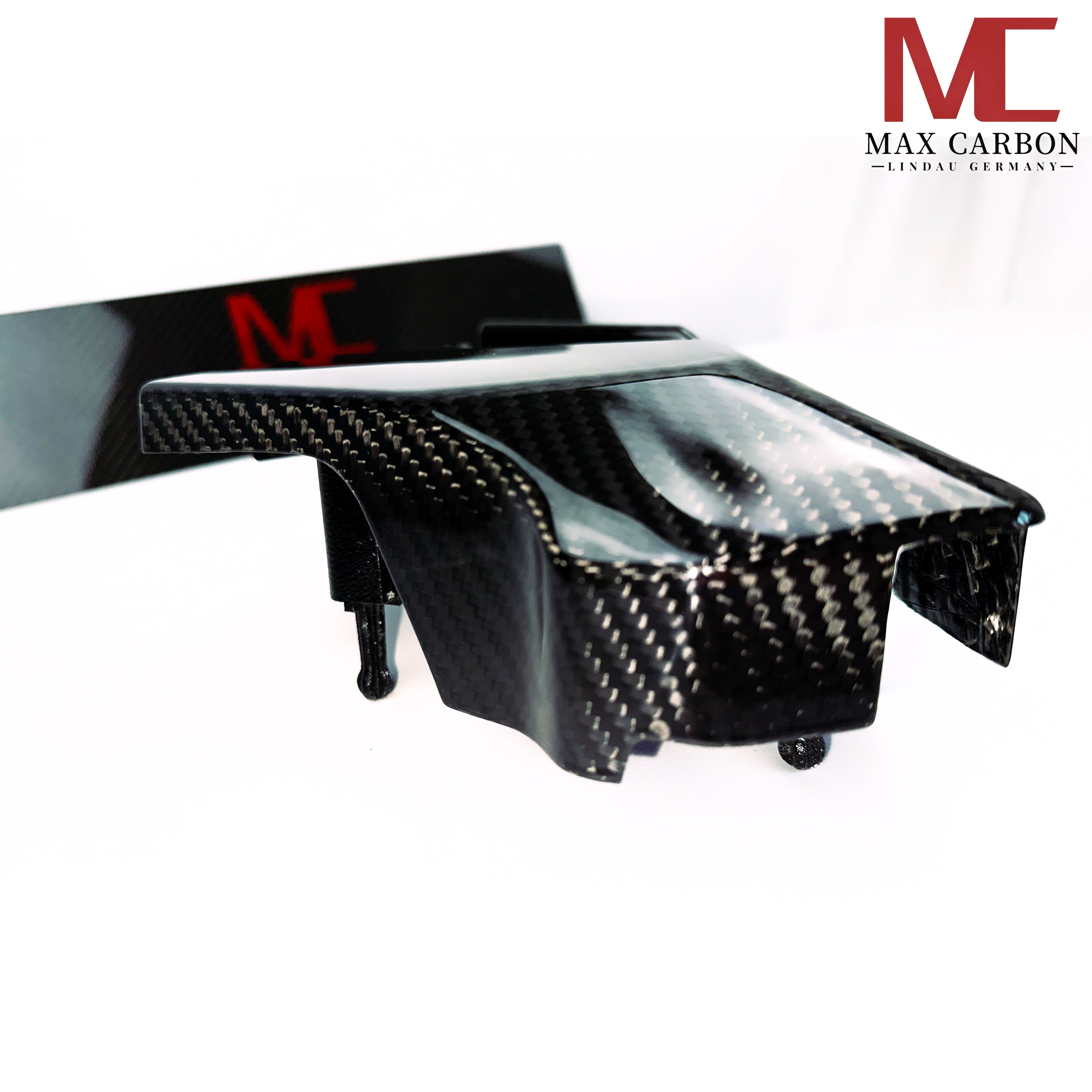 Dry Carbon Batterie Cover passend für BMW M2 G87 / M3 G80 G81 / M4 G82 G83 - Getsdowned