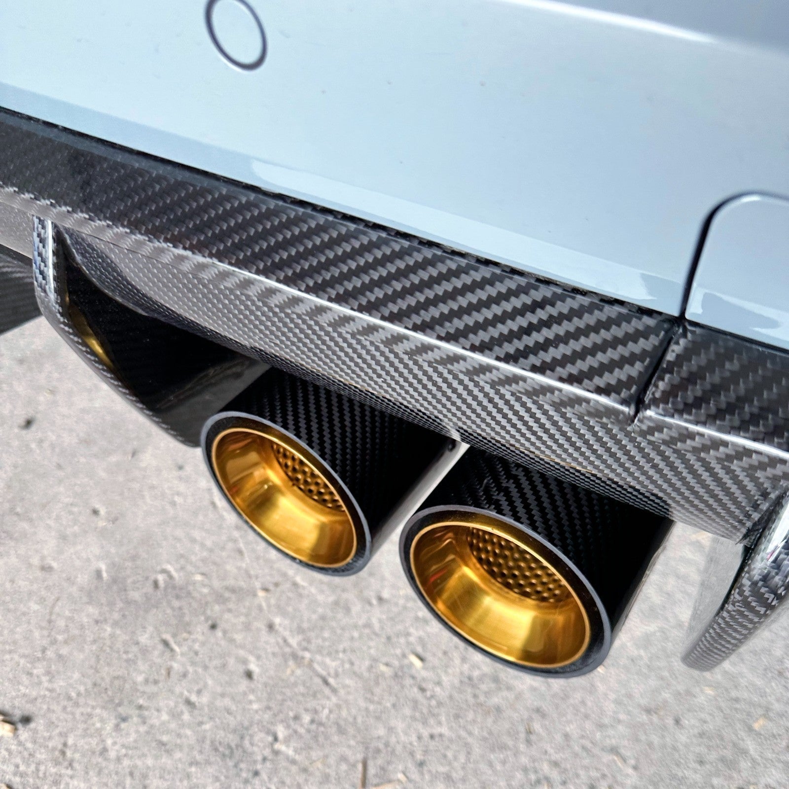Carbon Endrohrblenden passend für BMW M2 M3 M4 - G8X - Getsdowned