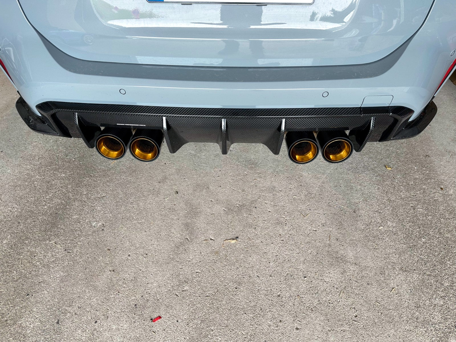 Carbon Endrohrblenden passend für BMW M2 M3 M4 - G8X - Getsdowned