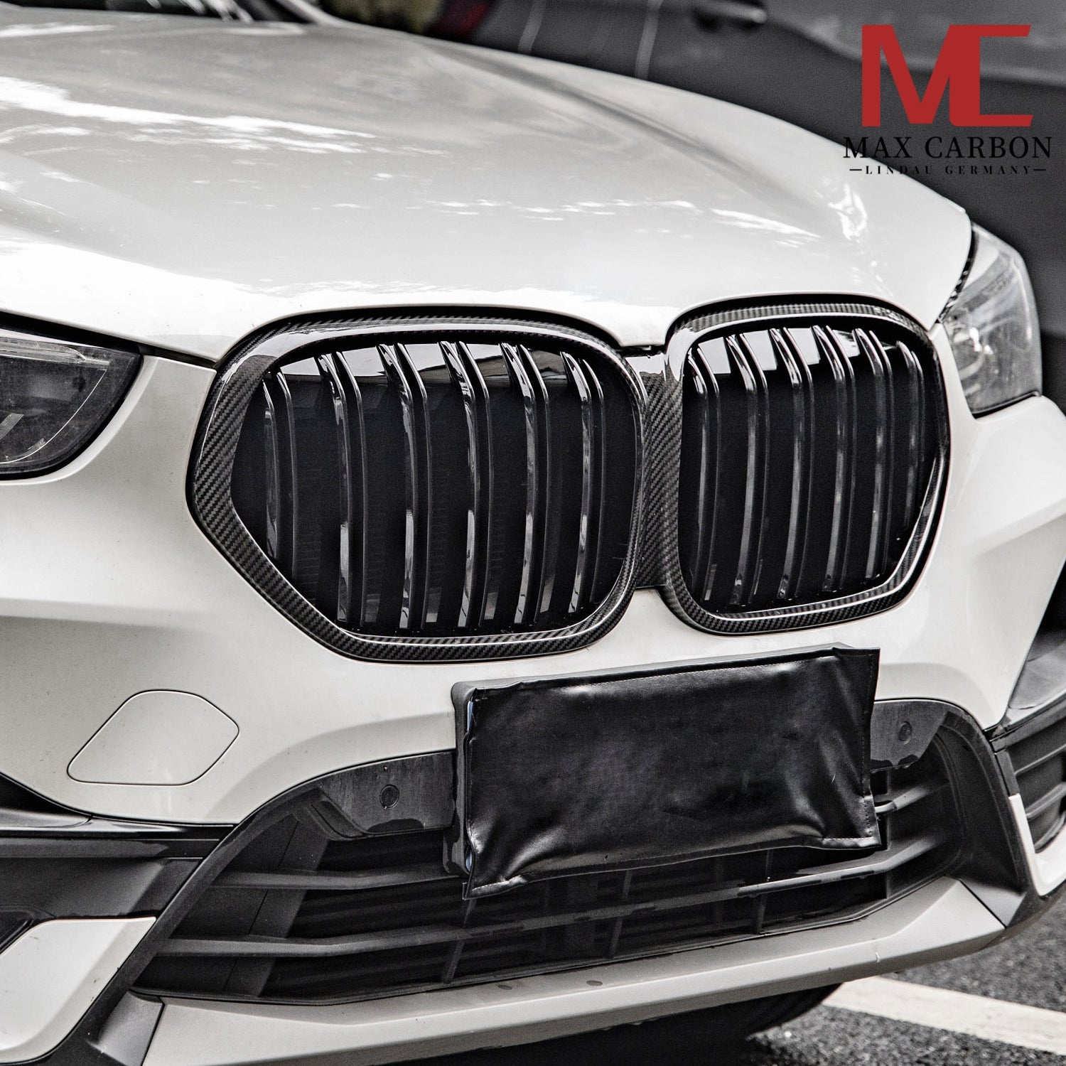 Dry Carbon Kühlergrill Nieren Gitter für BMW X1 F48 - Getsdowned