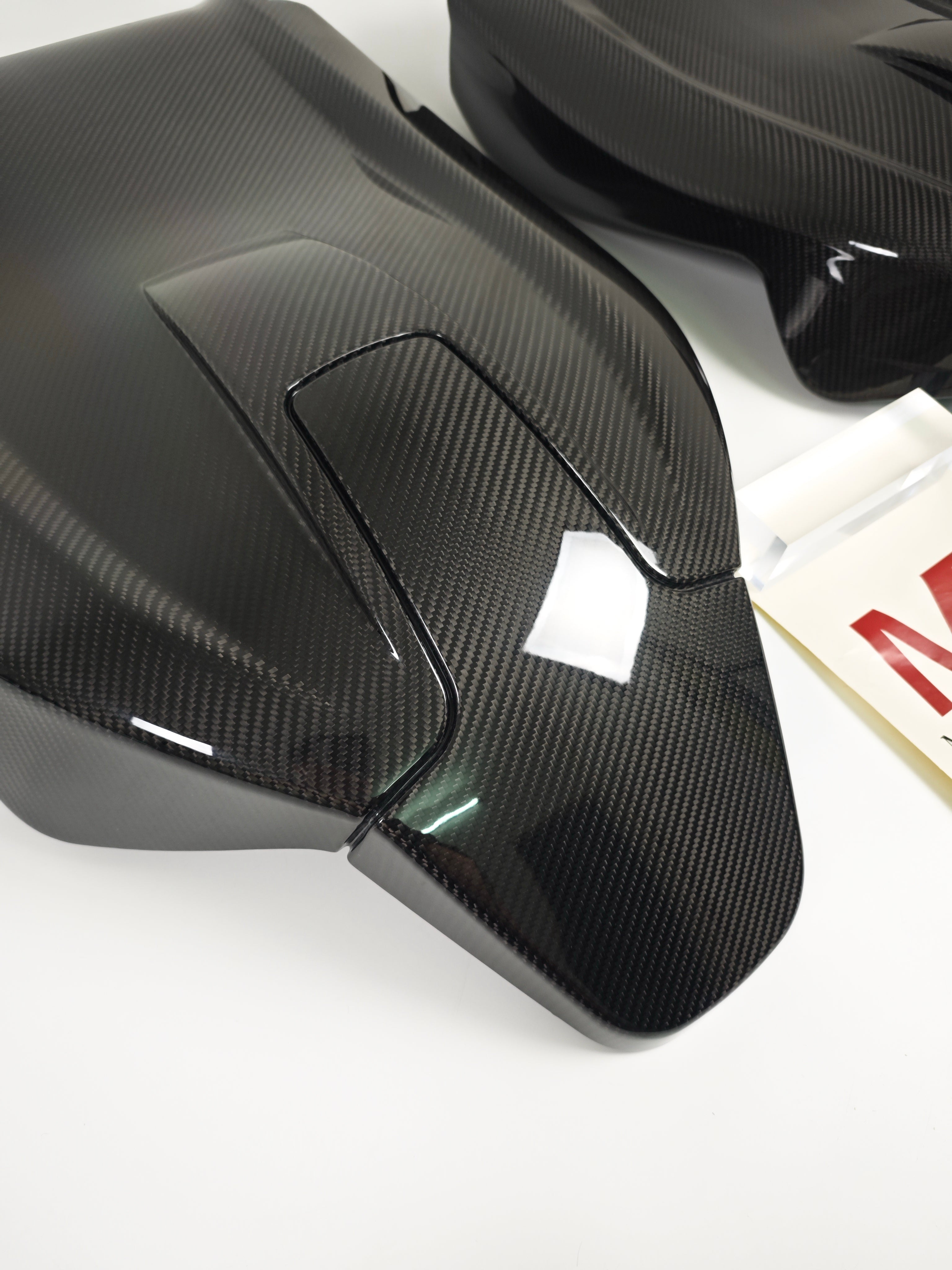 Dry Carbon Sitzcover Ersatz für BMW M3 G80 G81 / M8 F93 / X3M F97 / X4M F98 Satz - Getsdowned