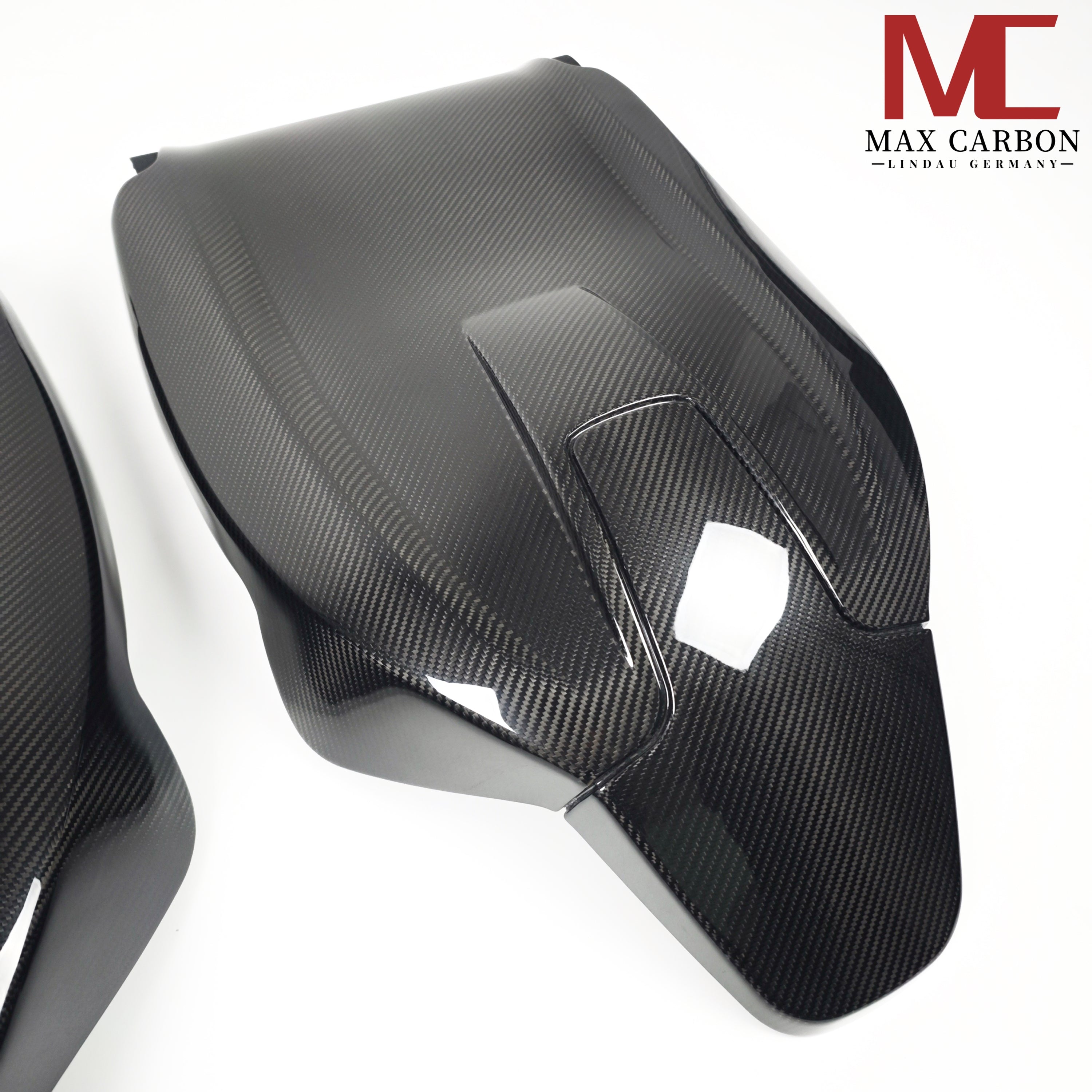 Dry Carbon Sitzcover Ersatz Sportsitz passend für BMW M2 G87 M4 G82 G83 - Getsdowned