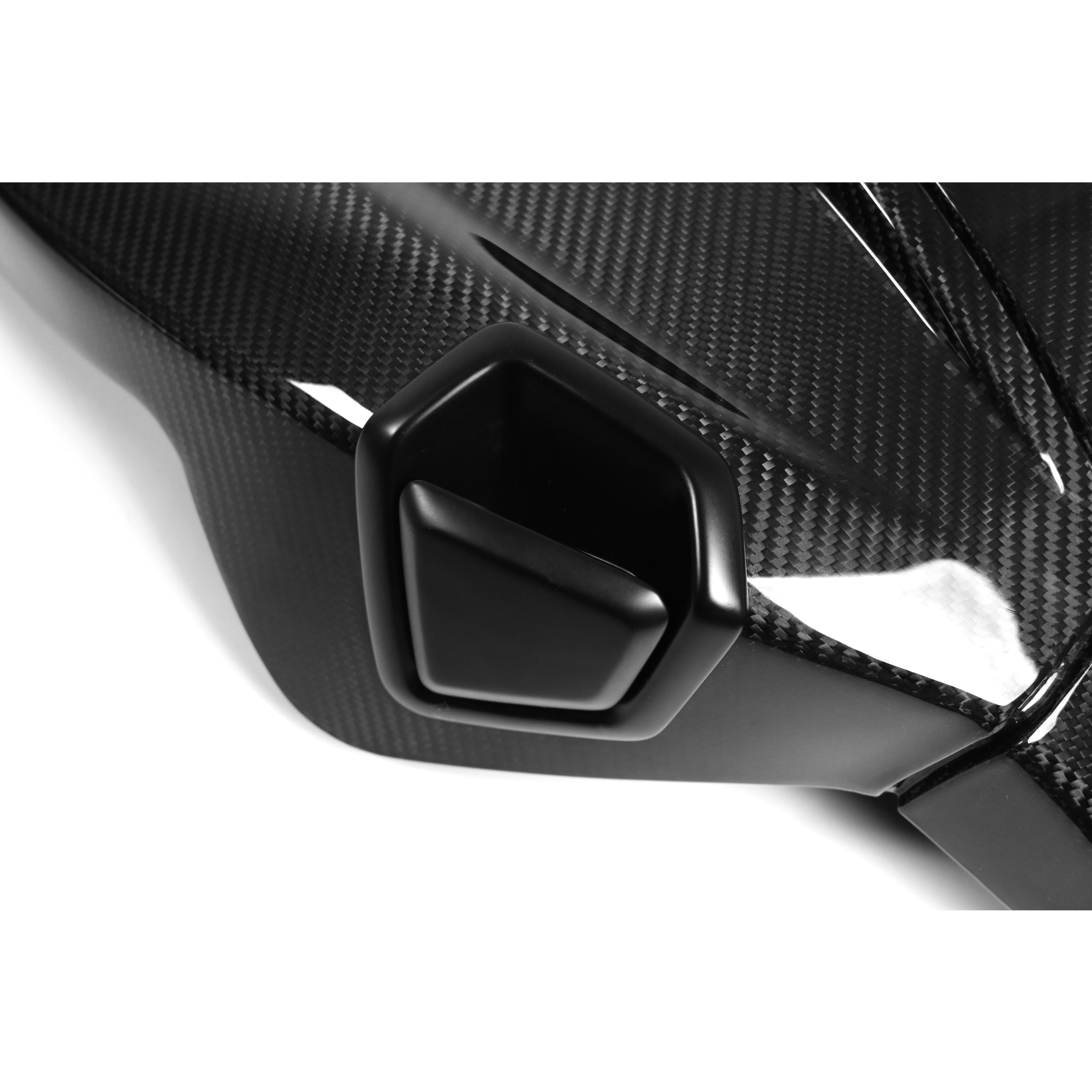 Dry Carbon Sitzcover Ersatz Sportsitz passend für BMW M2 G87 M4 G82 G83 - Getsdowned