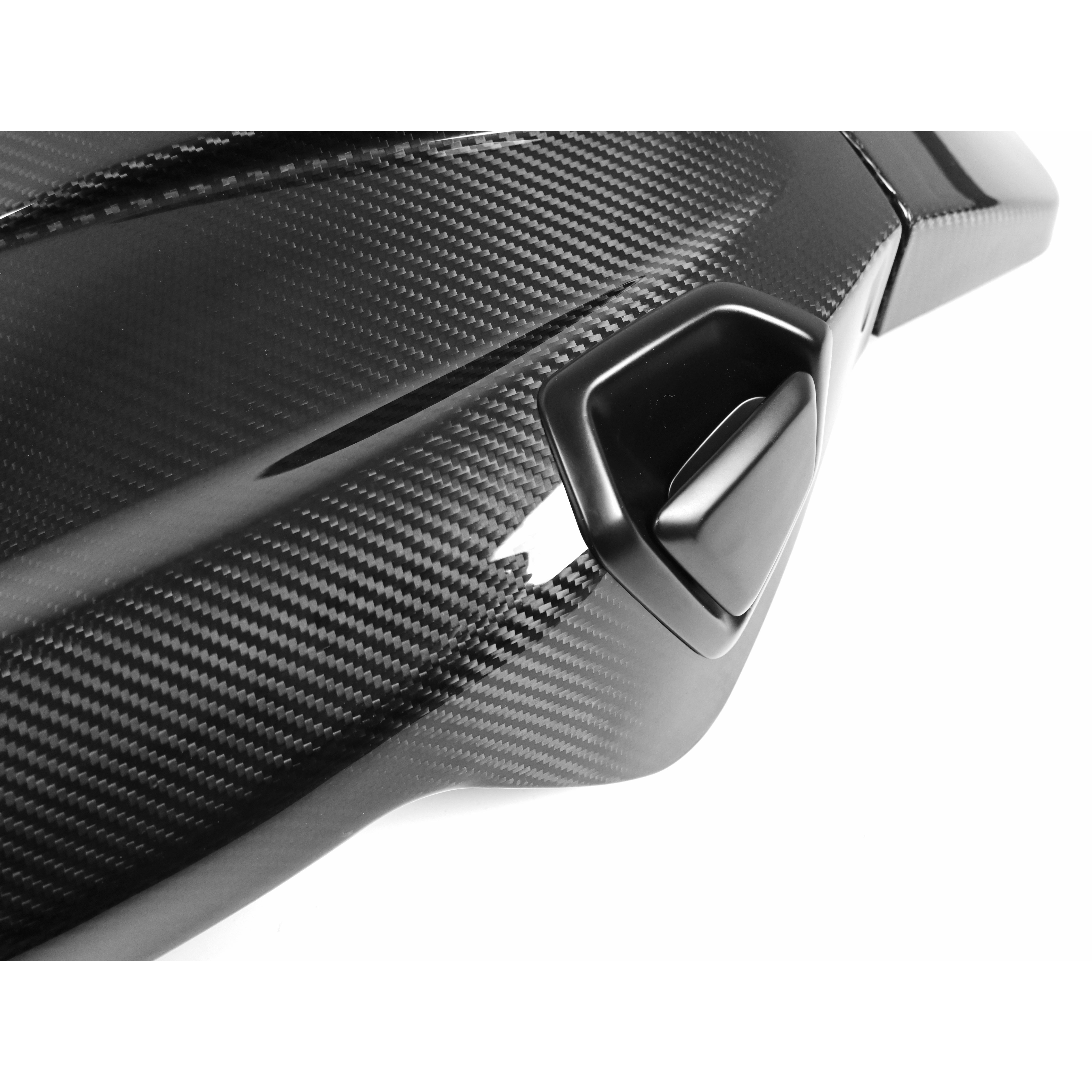 Dry Carbon Sitzcover Ersatz Sportsitz passend für BMW M2 G87 M4 G82 G83 - Getsdowned