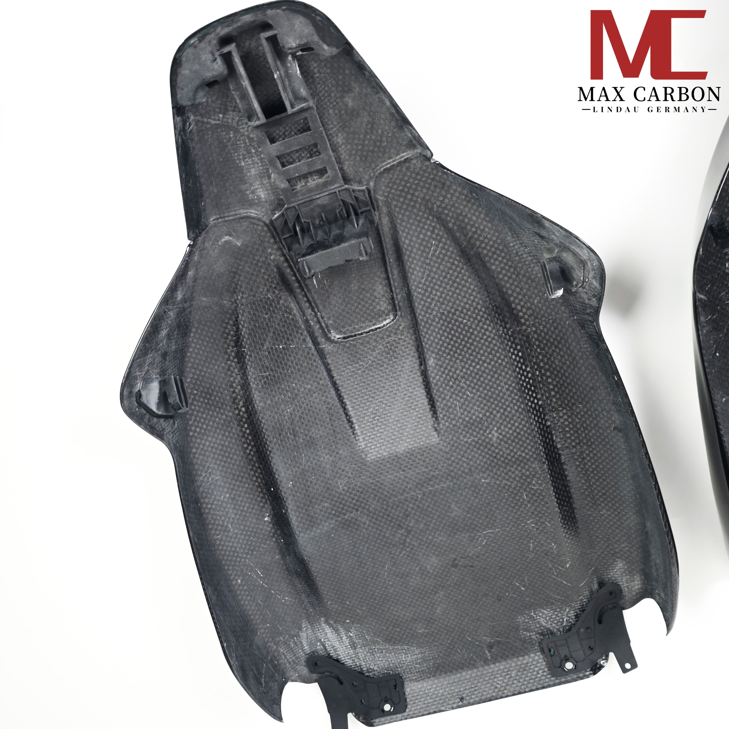 Dry Carbon Sitzcover Ersatz Sportsitz passend für BMW M2 G87 M4 G82 G83 - Getsdowned