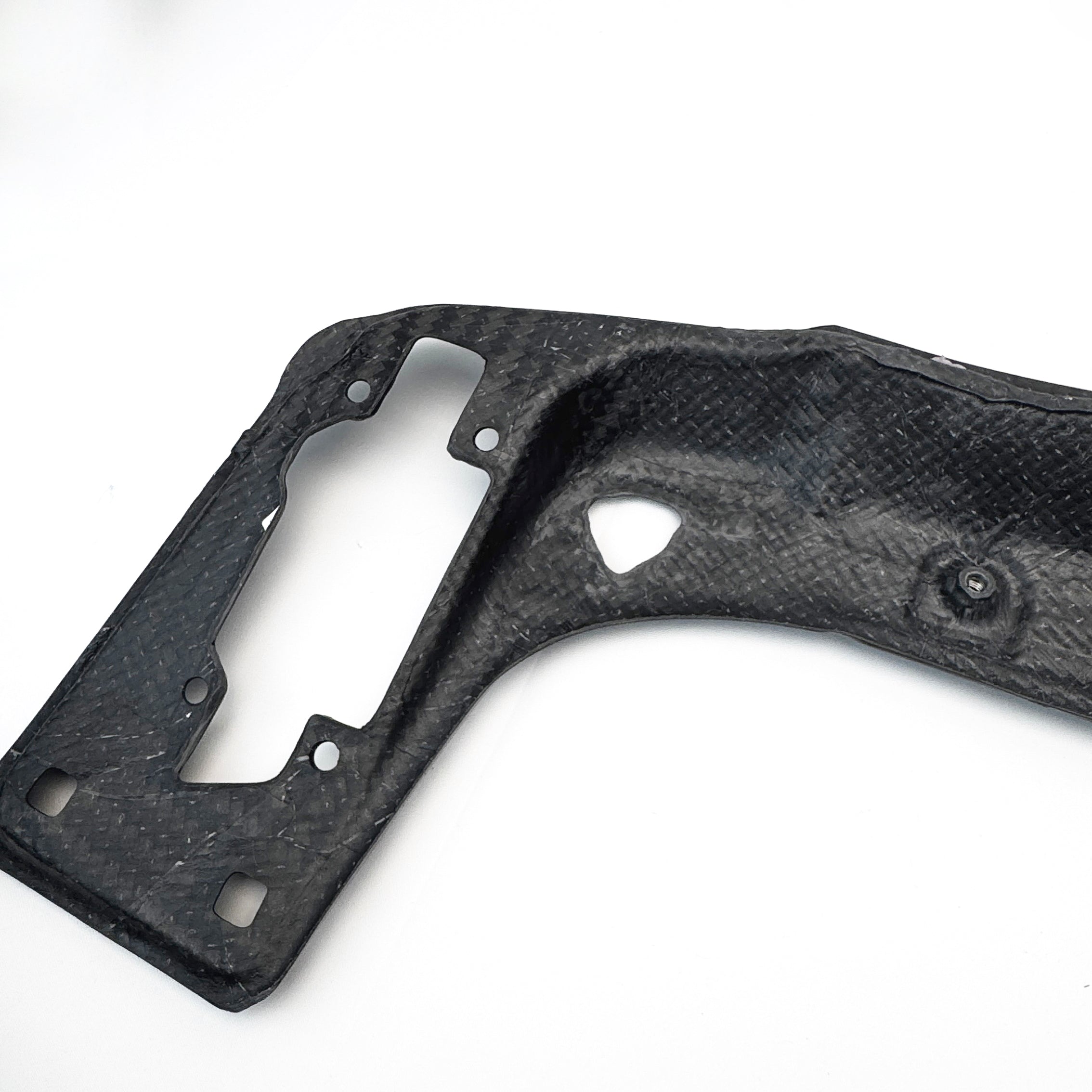 Dry Carbon Slam-Panel Kühlerstützstrebe passend für BMW F22 F23 F30 F31 F34 F35 F32 F33 F36 M3 F80 M4 F82 F83 M2 F87 - Getsdowned