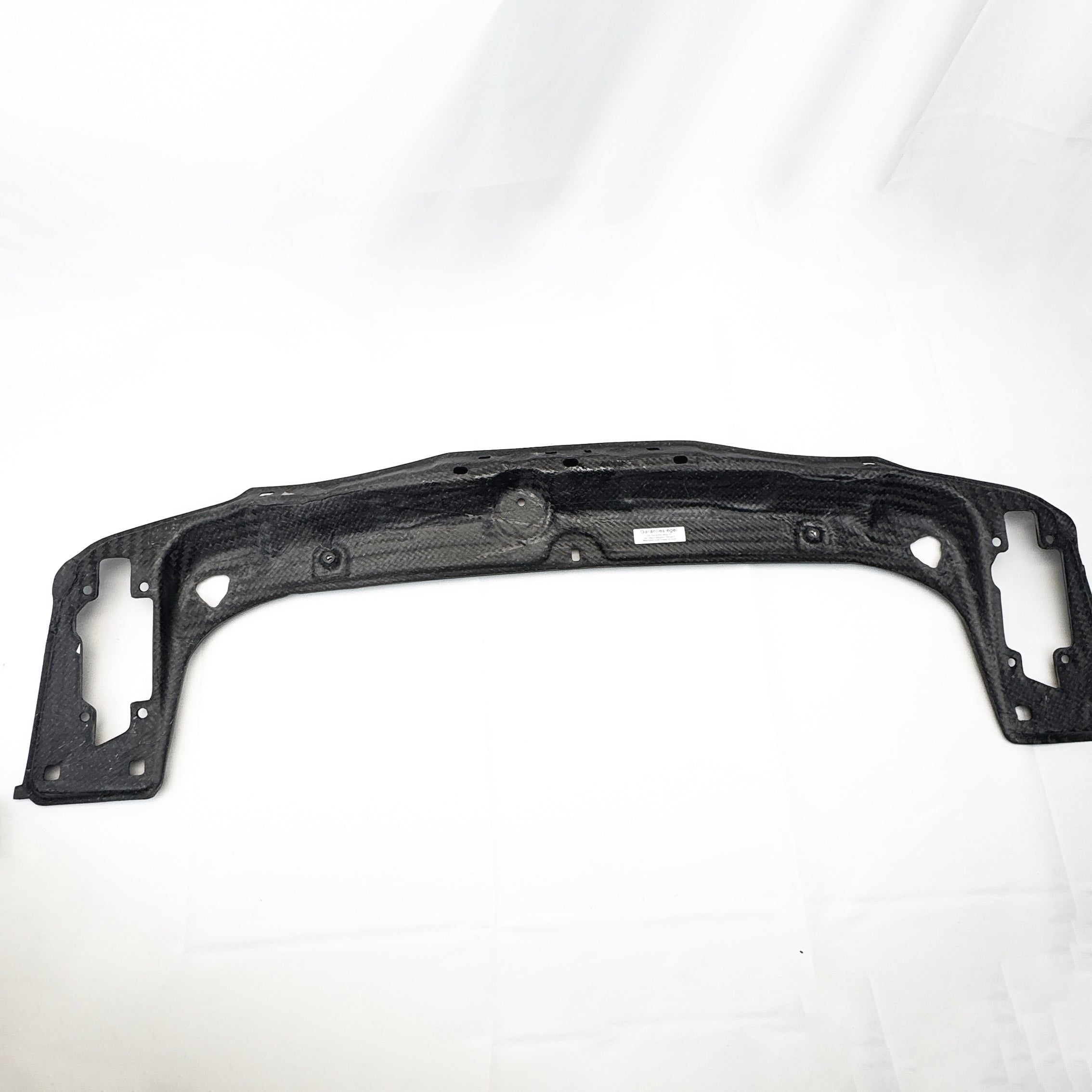 Dry Carbon Slam-Panel Kühlerstützstrebe passend für BMW F22 F23 F30 F31 F34 F35 F32 F33 F36 M3 F80 M4 F82 F83 M2 F87 - Getsdowned