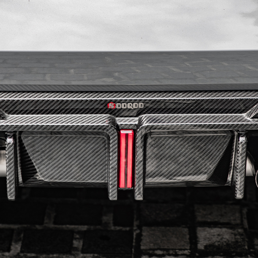Dry Carbon Heckdiffusor mit Bremslicht passend für BMW M3 G80 G81 & M4 G82 G83 - Getsdowned