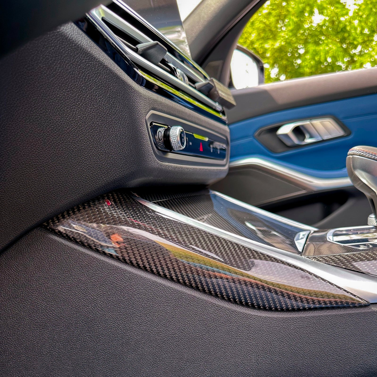 Dry Carbon Mittelkonsolen Seiten Blenden für BMW G20 G21 G22 G23 G26 G42 G80 G81 G82 G83 G87