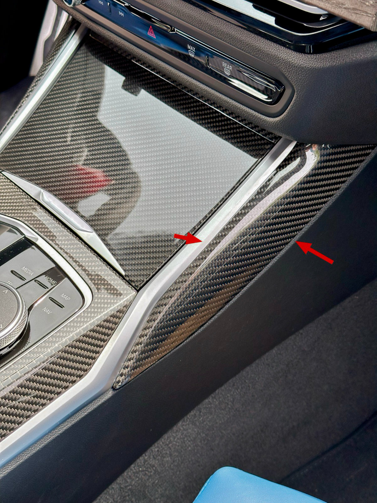 Dry Carbon Mittelkonsolen Seiten Blenden für BMW G20 G21 G22 G23 G26 G42 G80 G81 G82 G83 G87