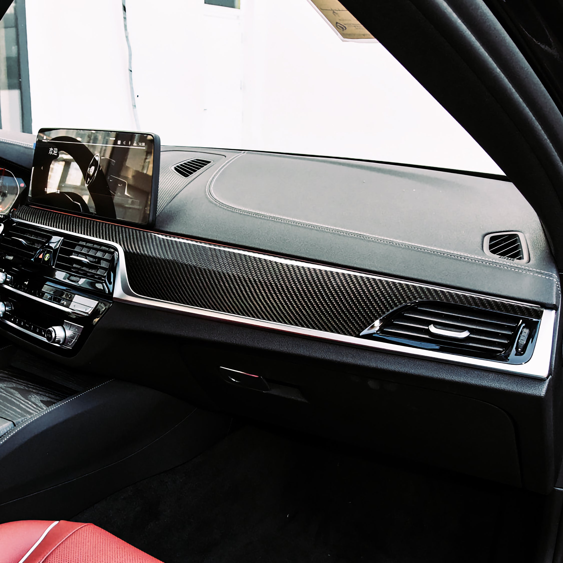 Dry Carbon Armaturenbrett passend für BMW 5er G30 G31 6er G32 M5 F90